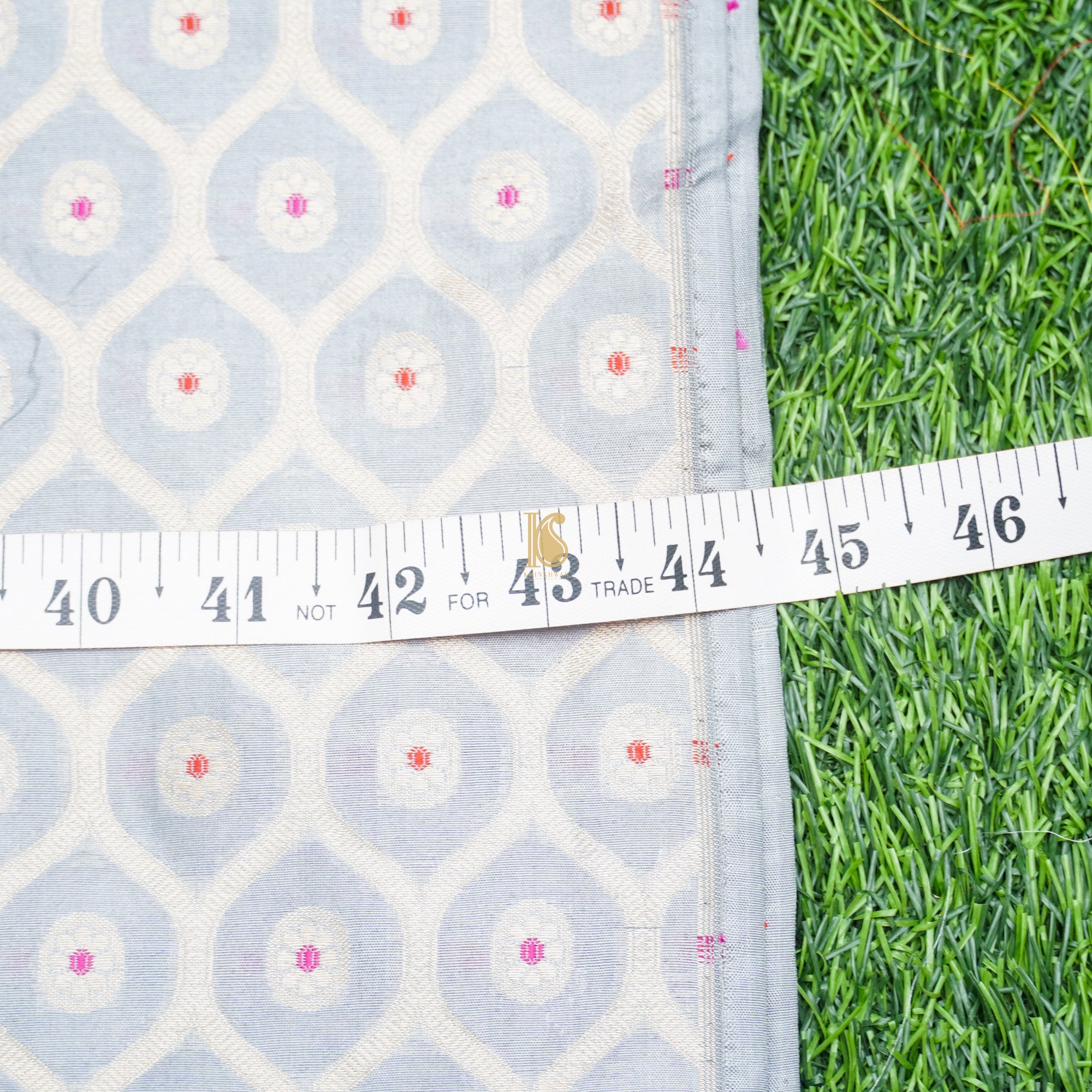 Link Waters Pure Katan Silk Banarasi Honey Comb Fabric - Khinkhwab