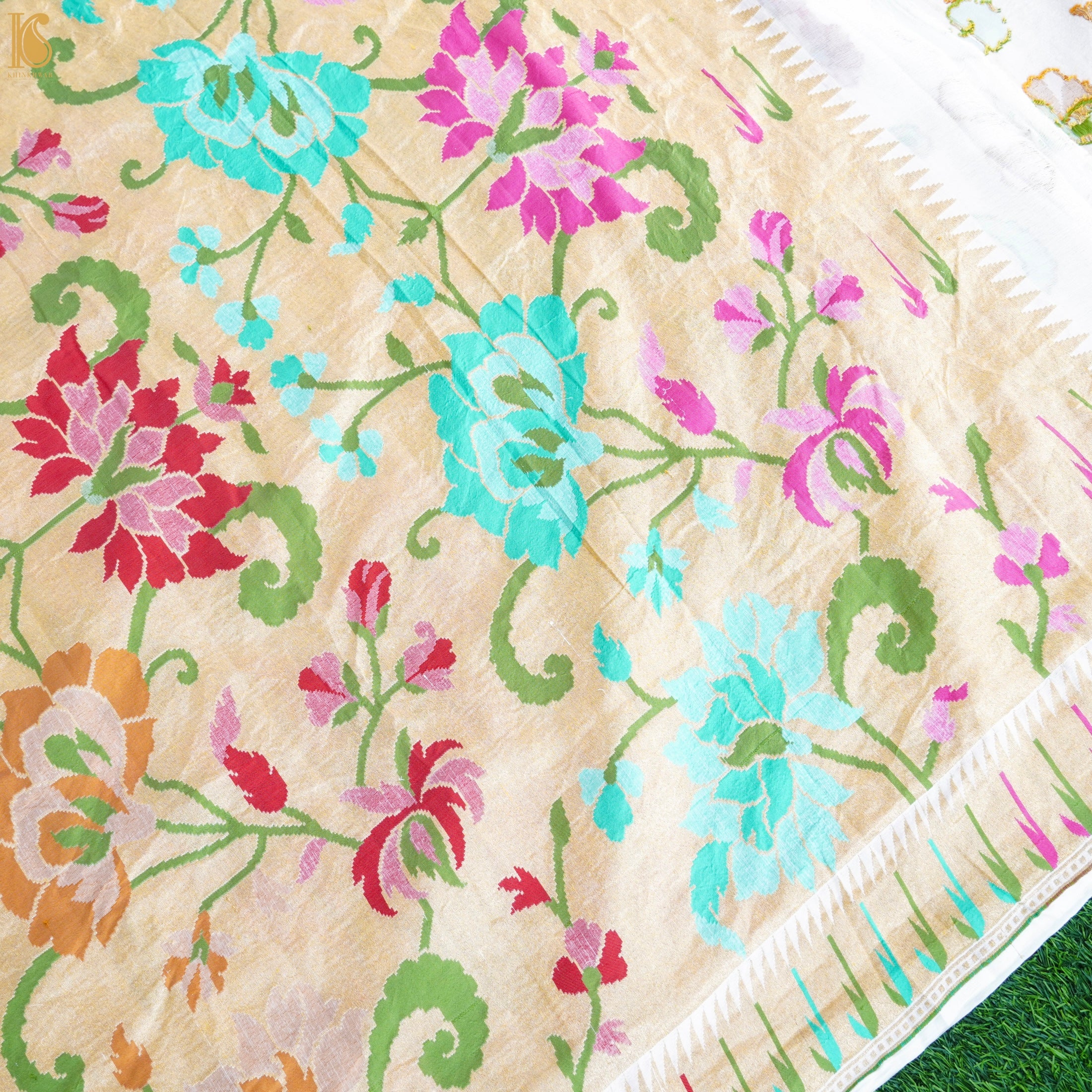 Gold Pure Georgette Muniya Border Zari Banarasi Saree - Khinkhwab