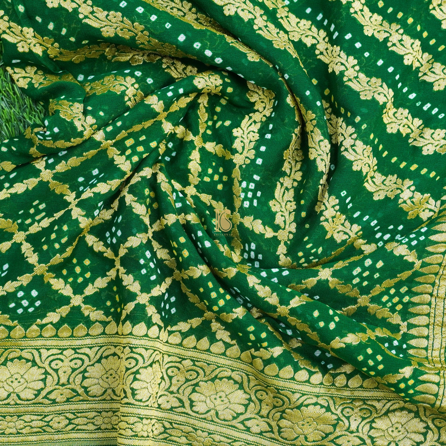 Green Pure Georgette Handloom Banarasi Bandhani Saree - Khinkhwab