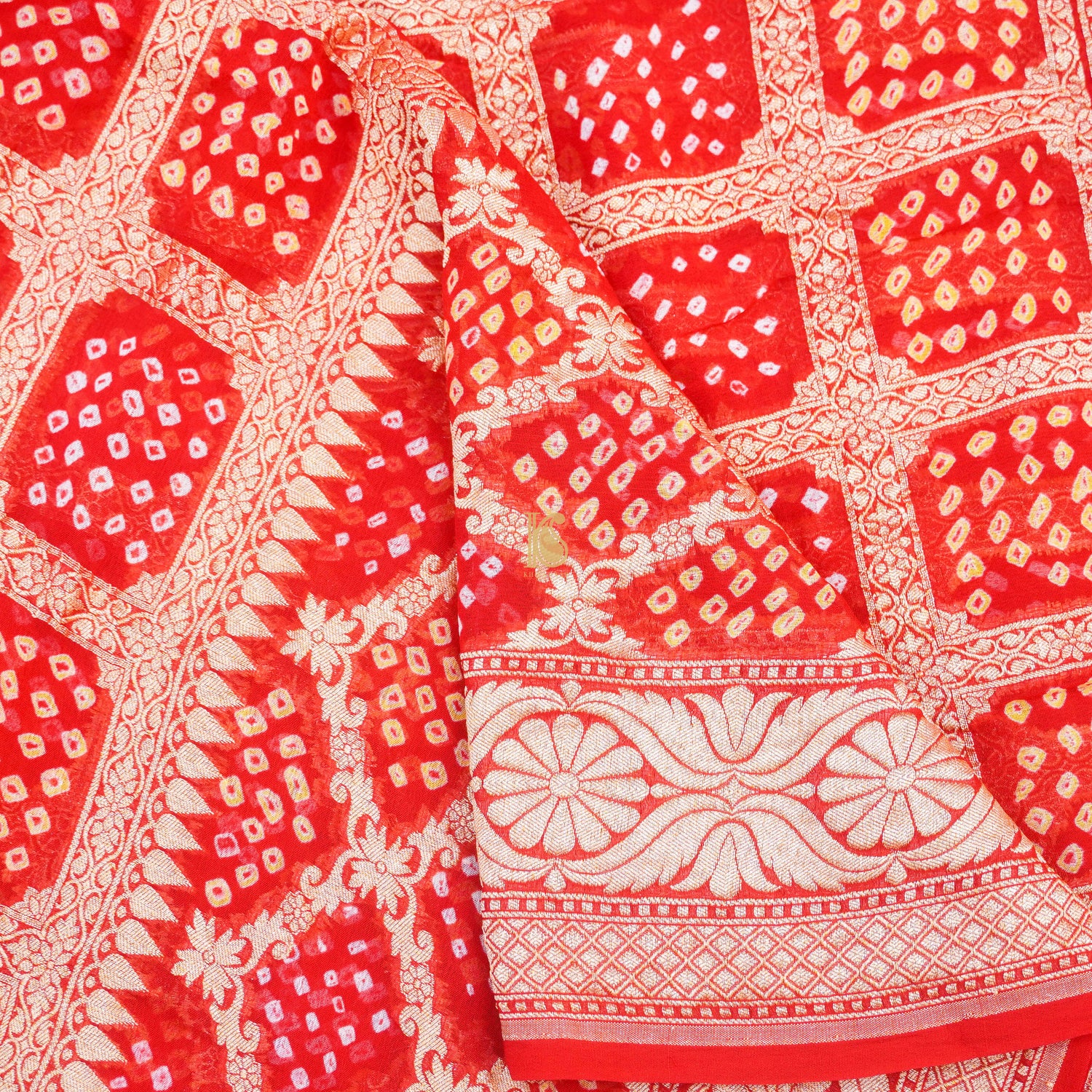 Red Pure Georgette Handloom Banarasi Bandhani Saree - Khinkhwab