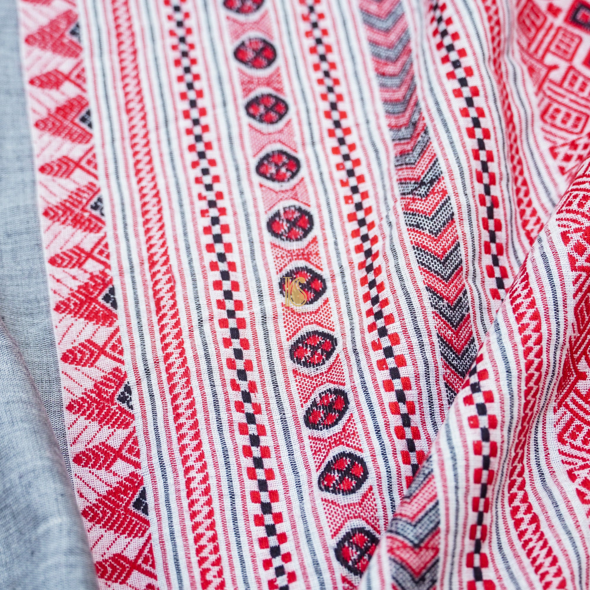 Spindle Grey Mercerized Cotton Handloom Assam Saree - Khinkhwab
