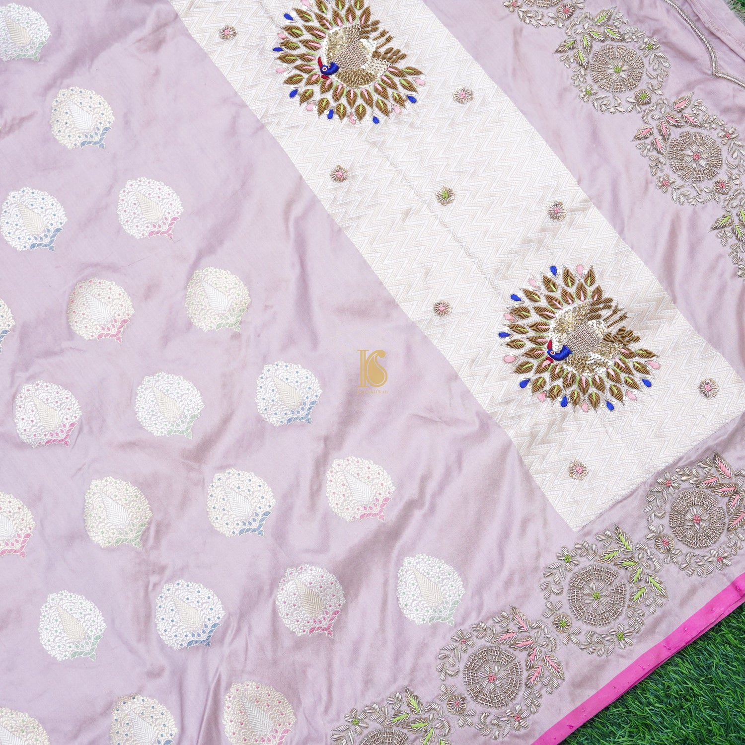Handwoven Banarasi Silk Mor Boota Embroidery Border Kadwa Saree - Khinkhwab