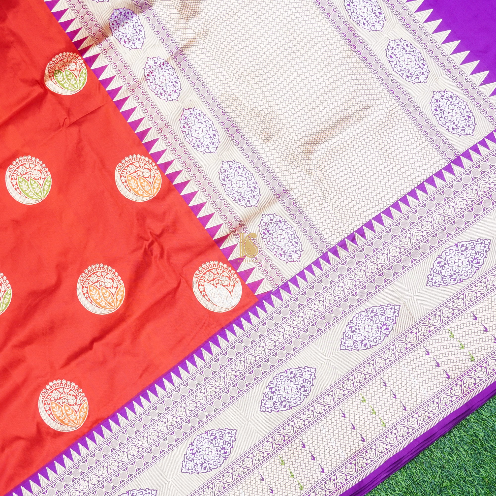 Cinnabar Red & Purple Pure Katan Silk Handwoven Banarasi Kadwa Saree - Khinkhwab