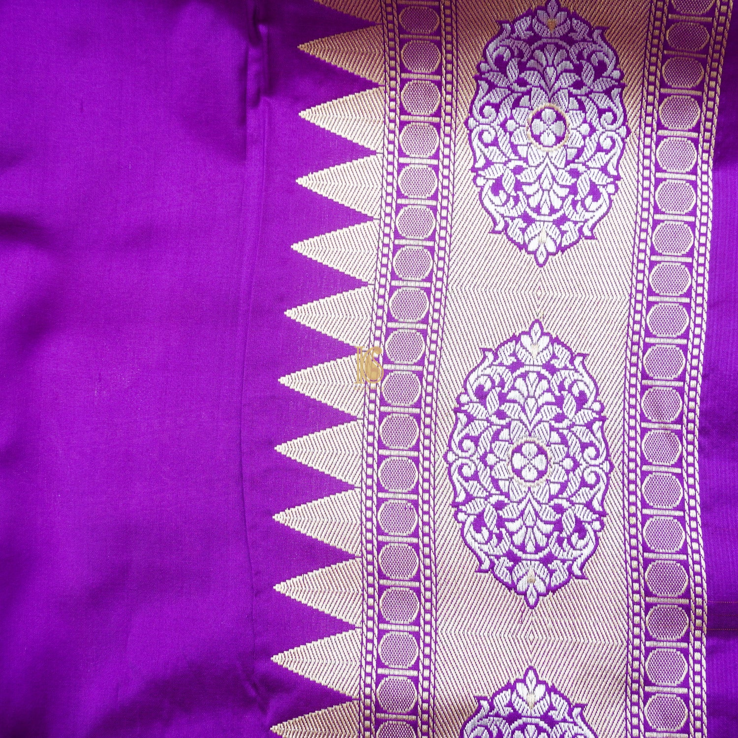Cinnabar Red & Purple Pure Katan Silk Handwoven Banarasi Kadwa Saree - Khinkhwab