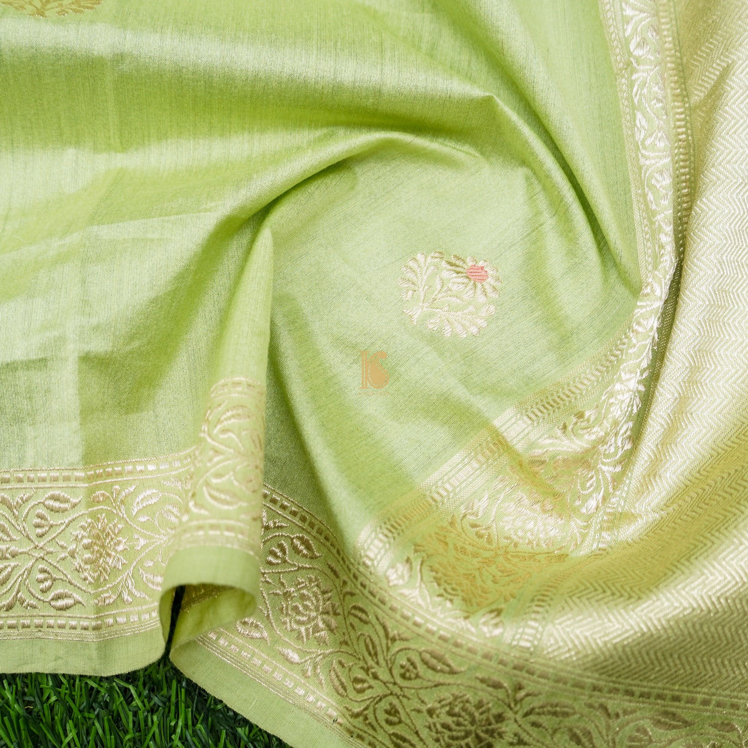 Handloom Pure Cotton Caper Green Kadwa Banarasi Suit Fabric Set - Khinkhwab