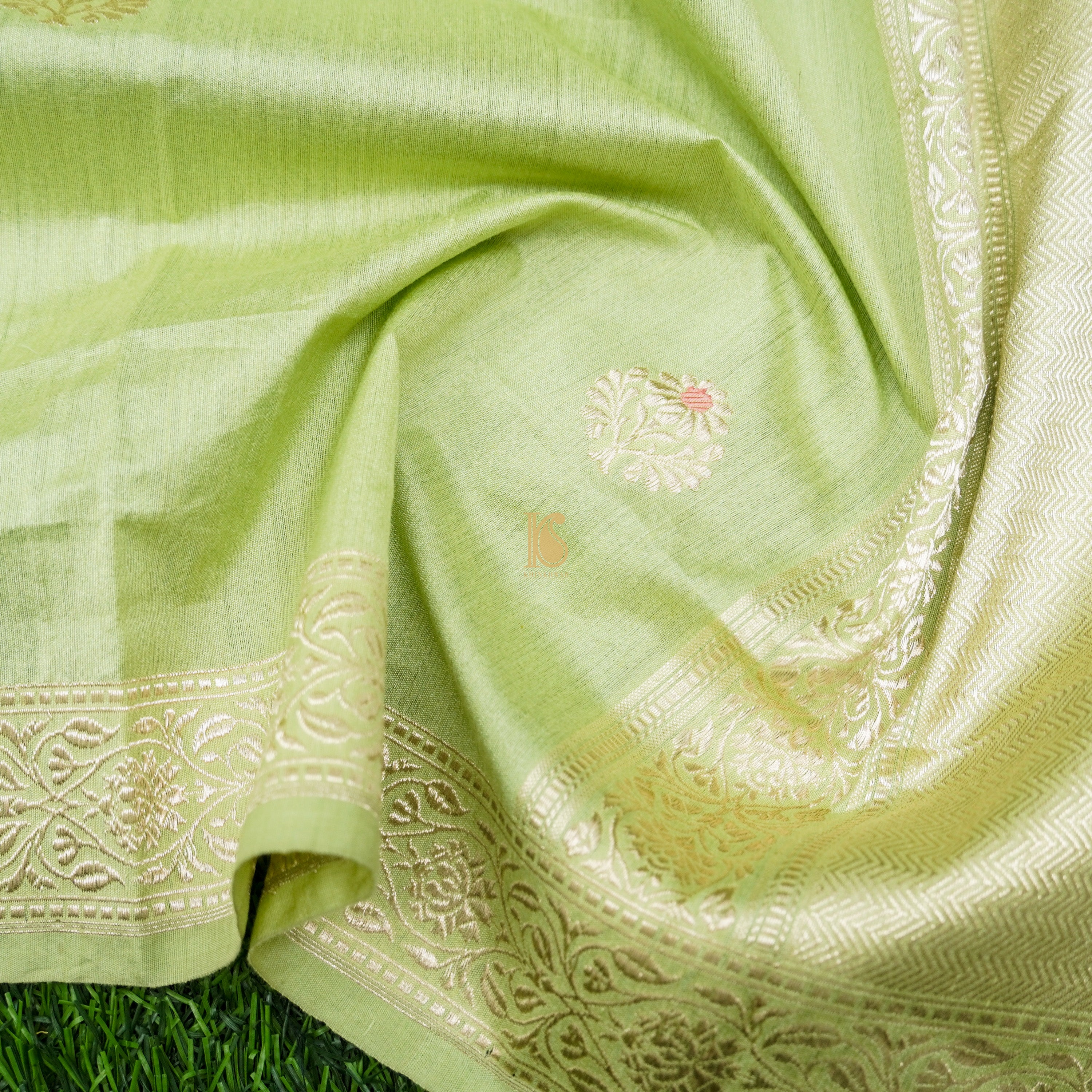 Handloom Pure Cotton Caper Green Kadwa Banarasi Suit Fabric Set - Khinkhwab