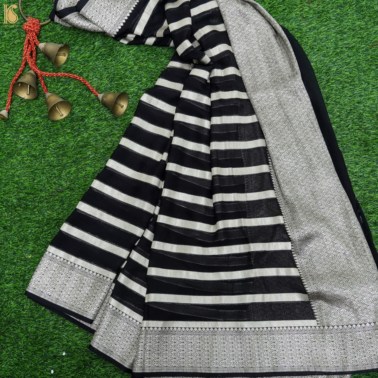 Black Pure Georgette Handloom Banarasi Stripes Dupatta - Khinkhwab