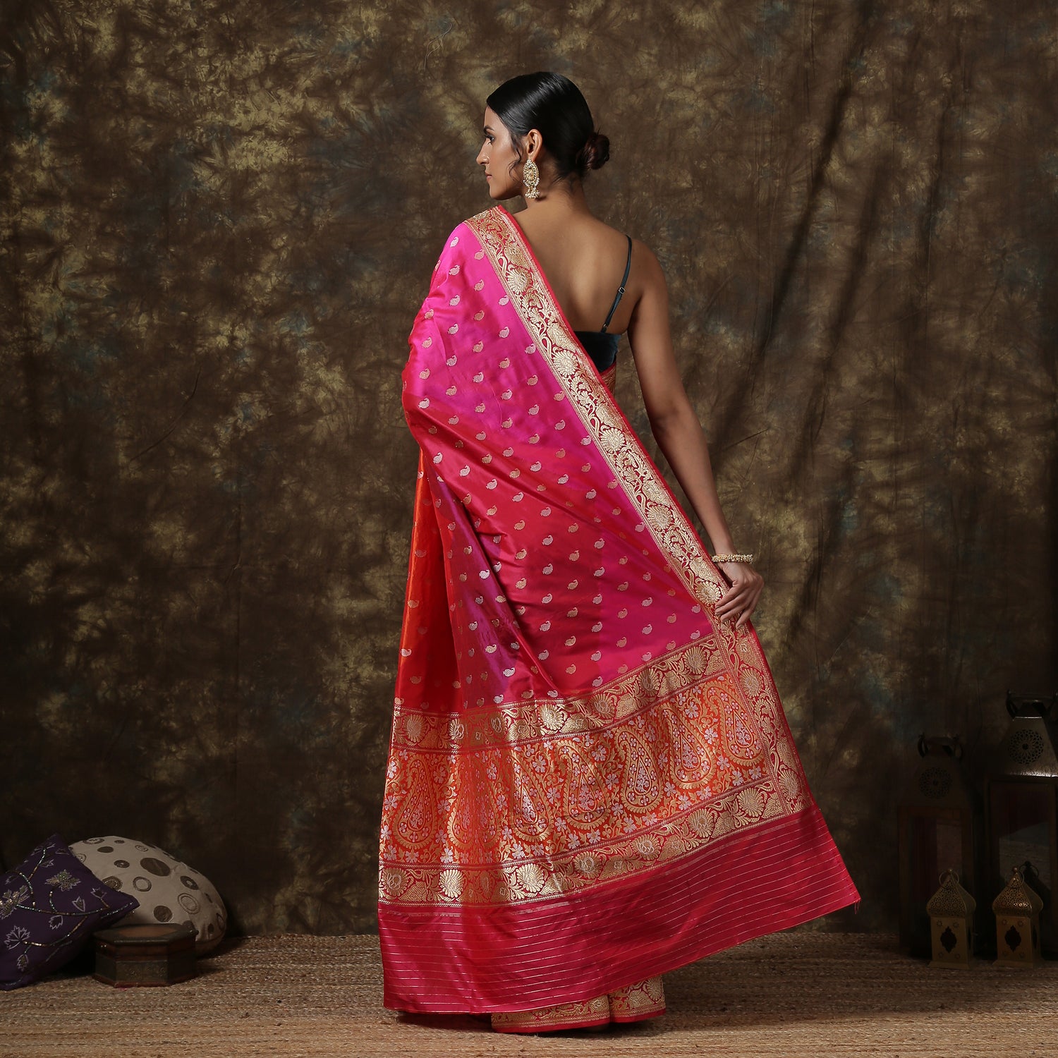 Pink Handwoven Pure Katan Silk Kadwa Banarasi Rangkat Saree - Khinkhwab