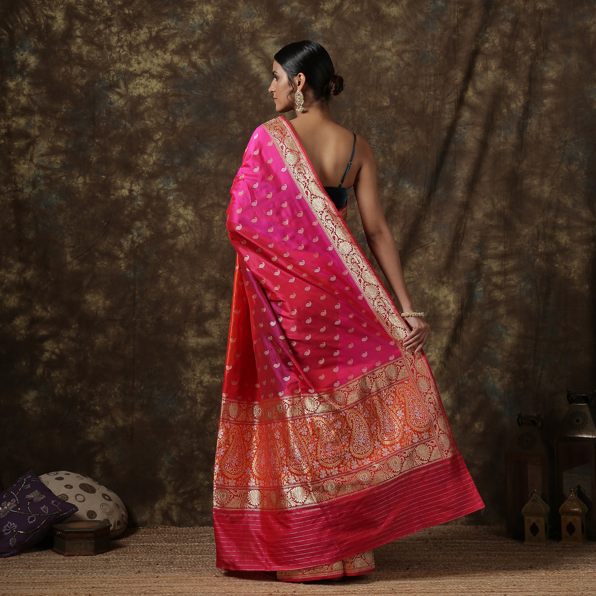 Pink Handwoven Pure Katan Silk Kadwa Banarasi Rangkat Saree - Khinkhwab