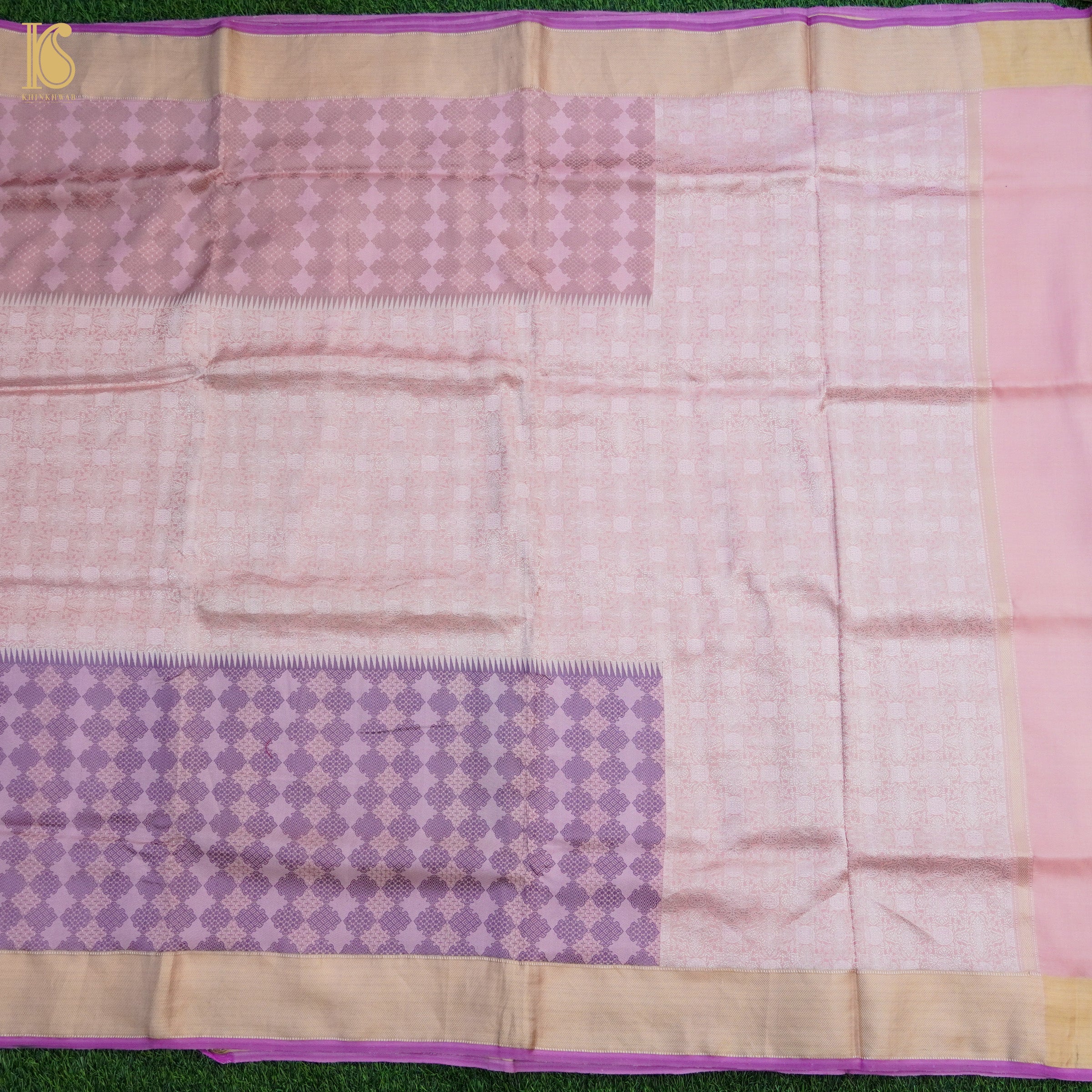 Oyster Pink Handwoven Pure Mashru Silk Tanchoi Kadwa Banarasi Saree - Khinkhwab
