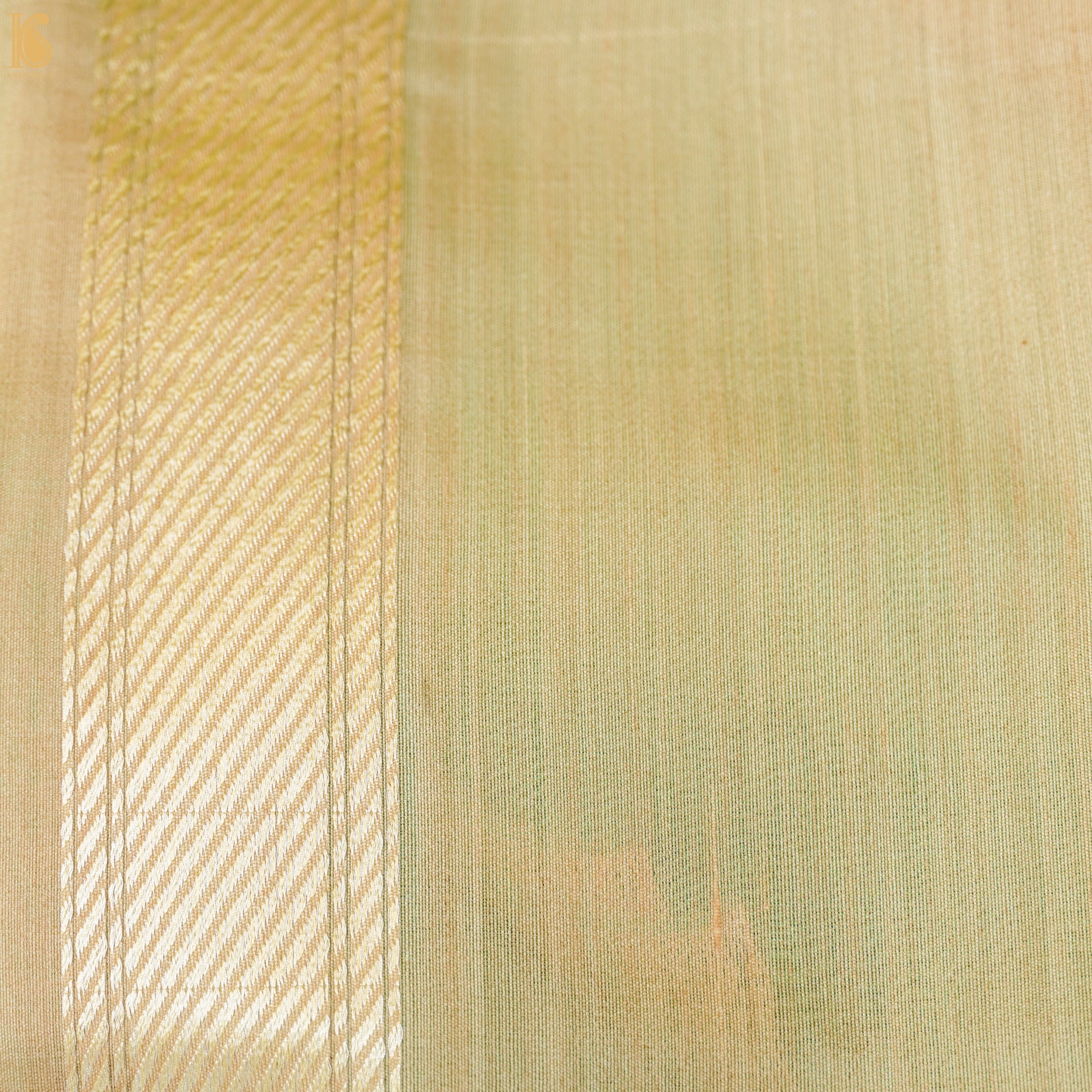 Mountain Meadow Green Pure Linen Handloom Banarasi Kadwa Saree - Khinkhwab