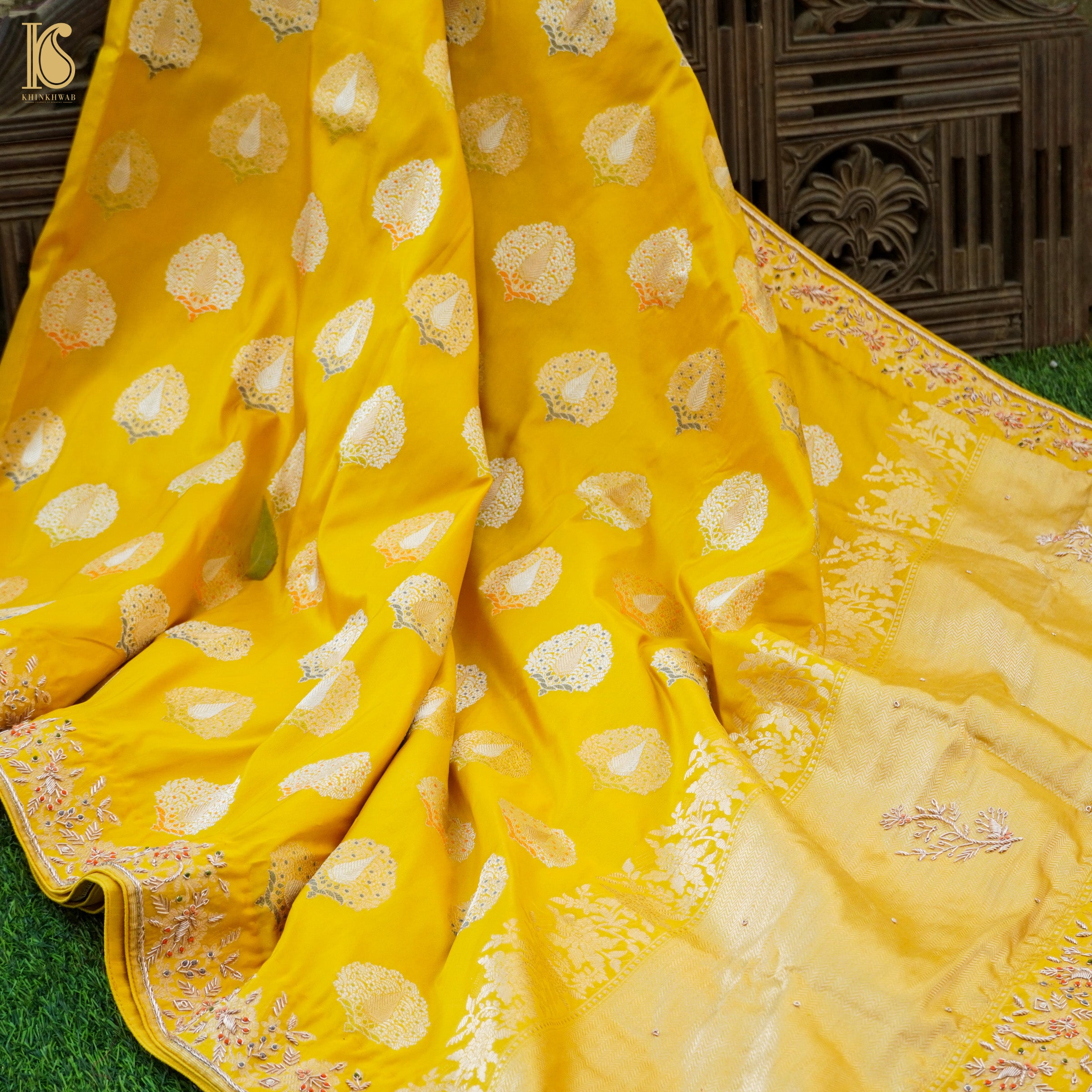 Sunflower Yellow Handwoven Banarasi Silk Mor Boota Embroidery Kadwa Saree - Khinkhwab