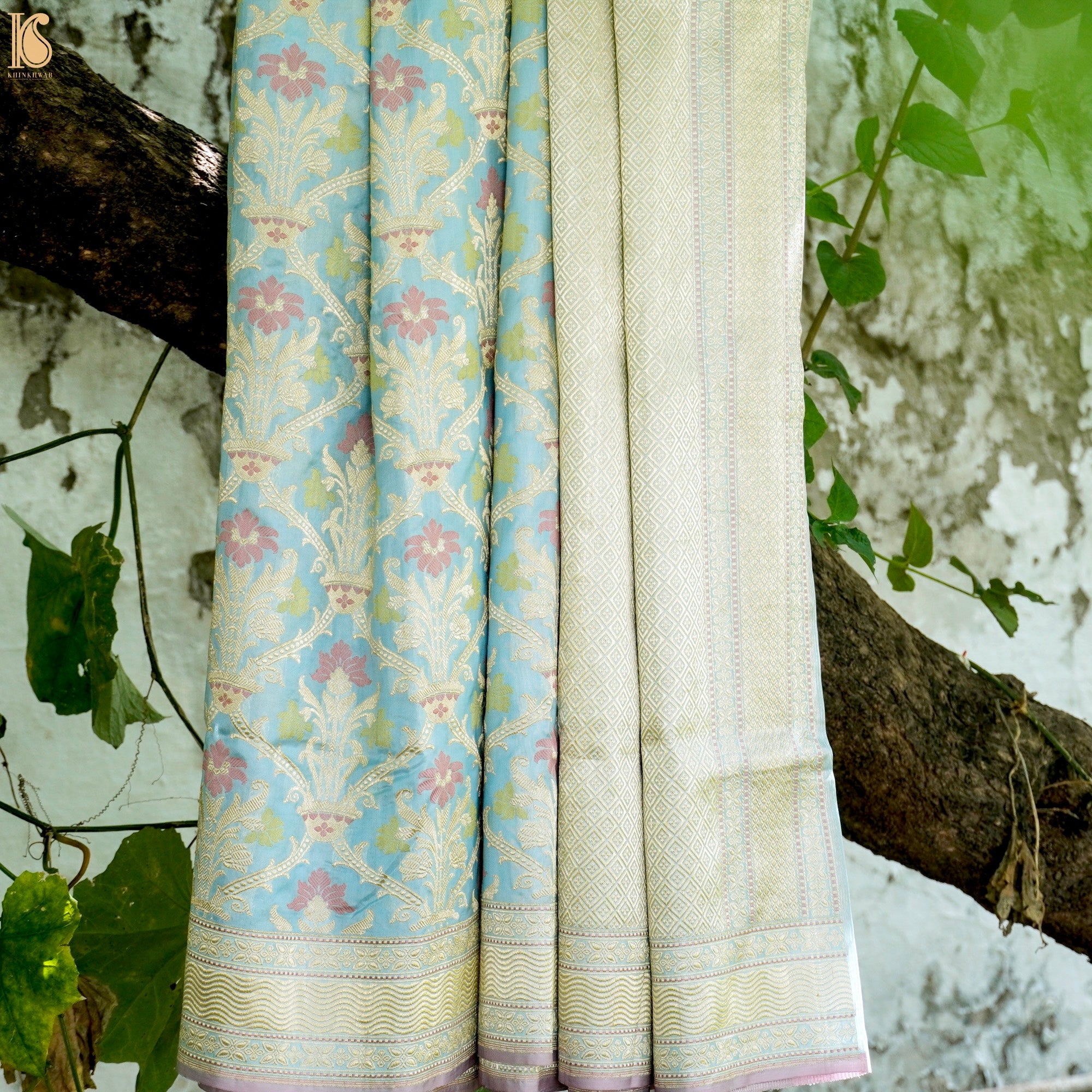 Cornflower Blue Pure Katan Silk Handwoven Banarasi Kadwa Guldasta Saree - Khinkhwab