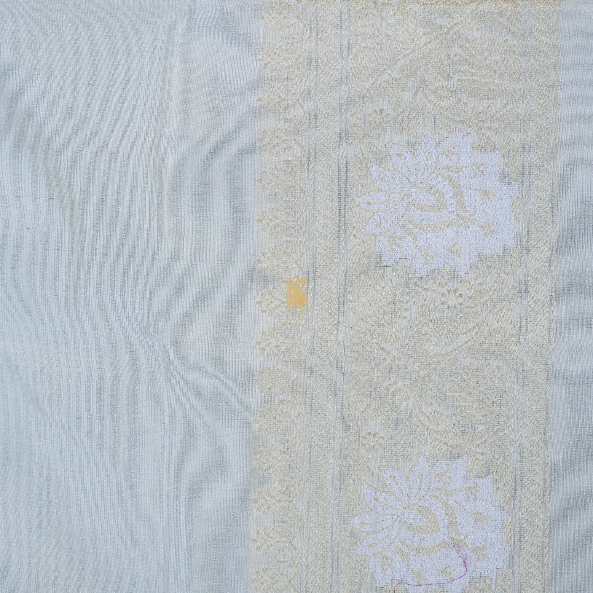Spindle Grey Handloom Pure Tissue by Silk Off White Banarasi Saree - Khinkhwab
