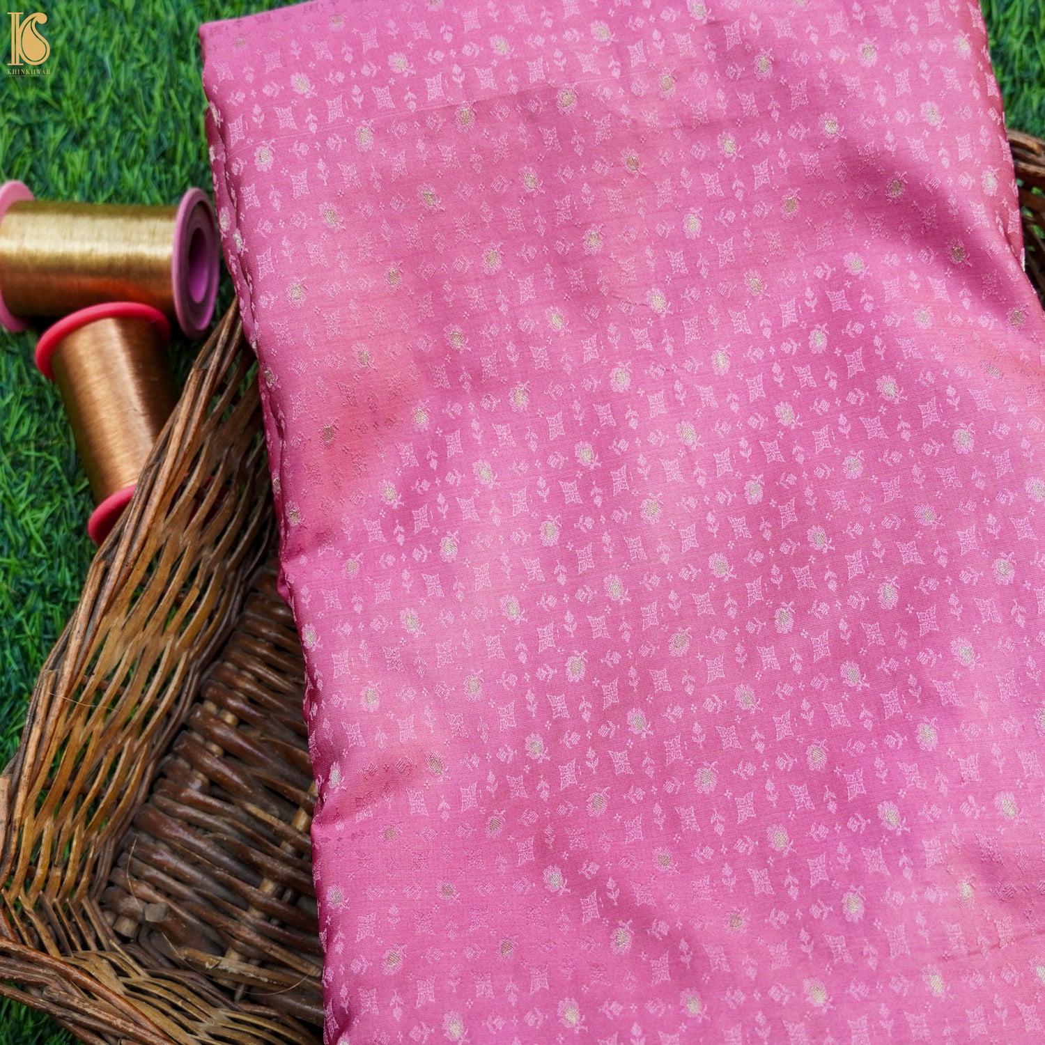 Pale Pink Pure Banarasi Silk Handwoven Tanchui Kurta Fabric - Khinkhwab