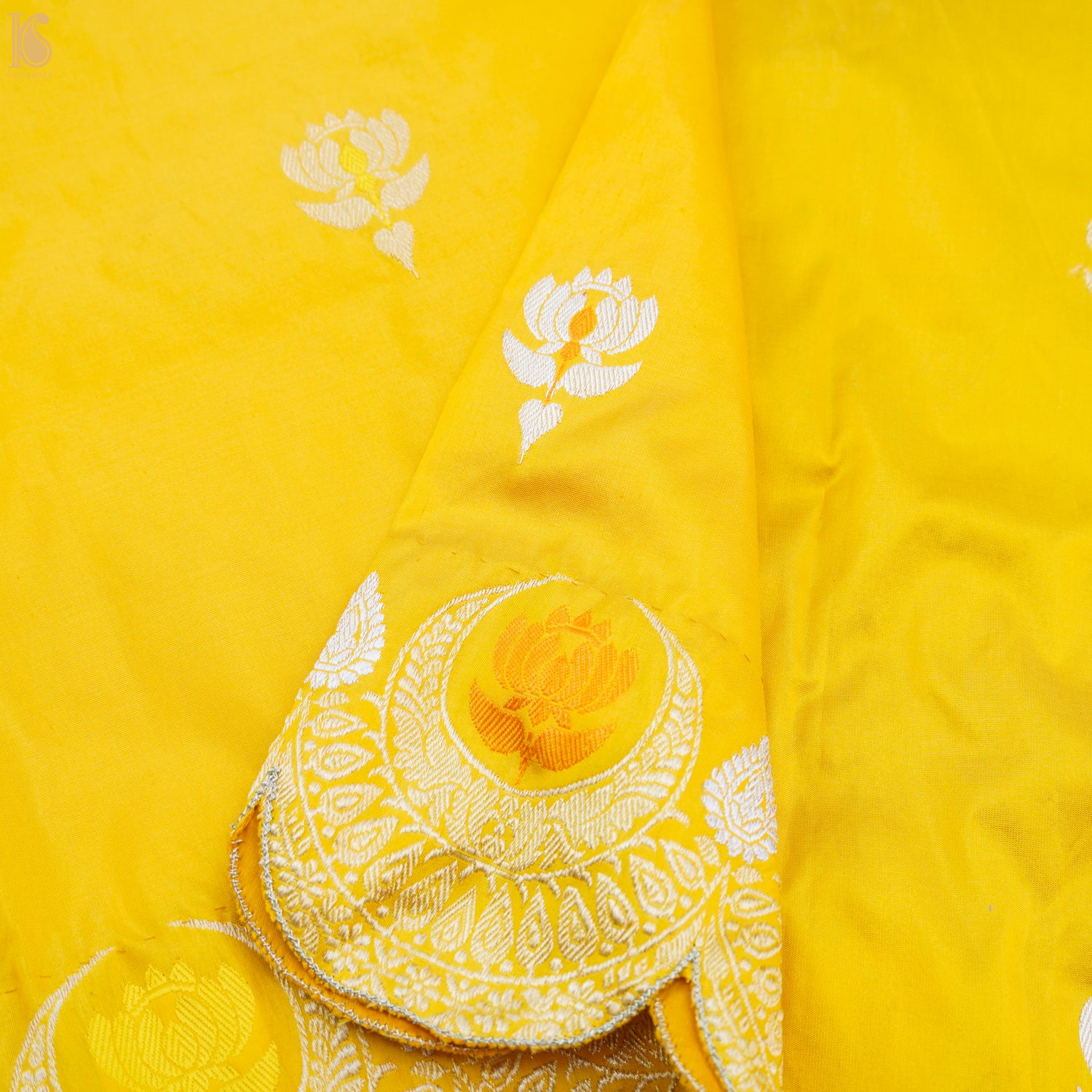 Turbo Yellow Pure Katan Silk Handwoven Banarasi Scalloped Dupatta - Khinkhwab