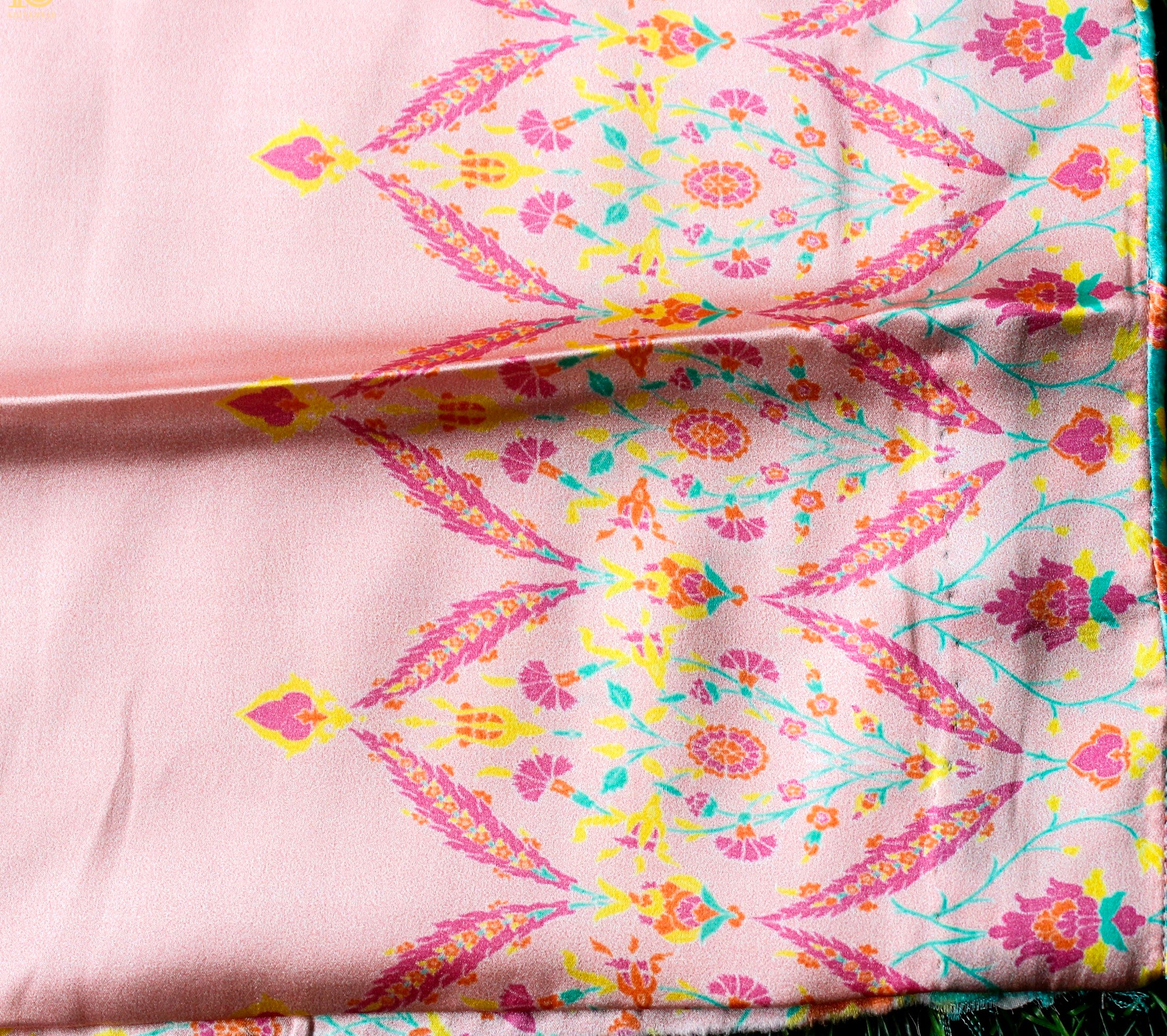 NERGİS -Azalea Pink Pure Sateen Silk Print Saree - Khinkhwab