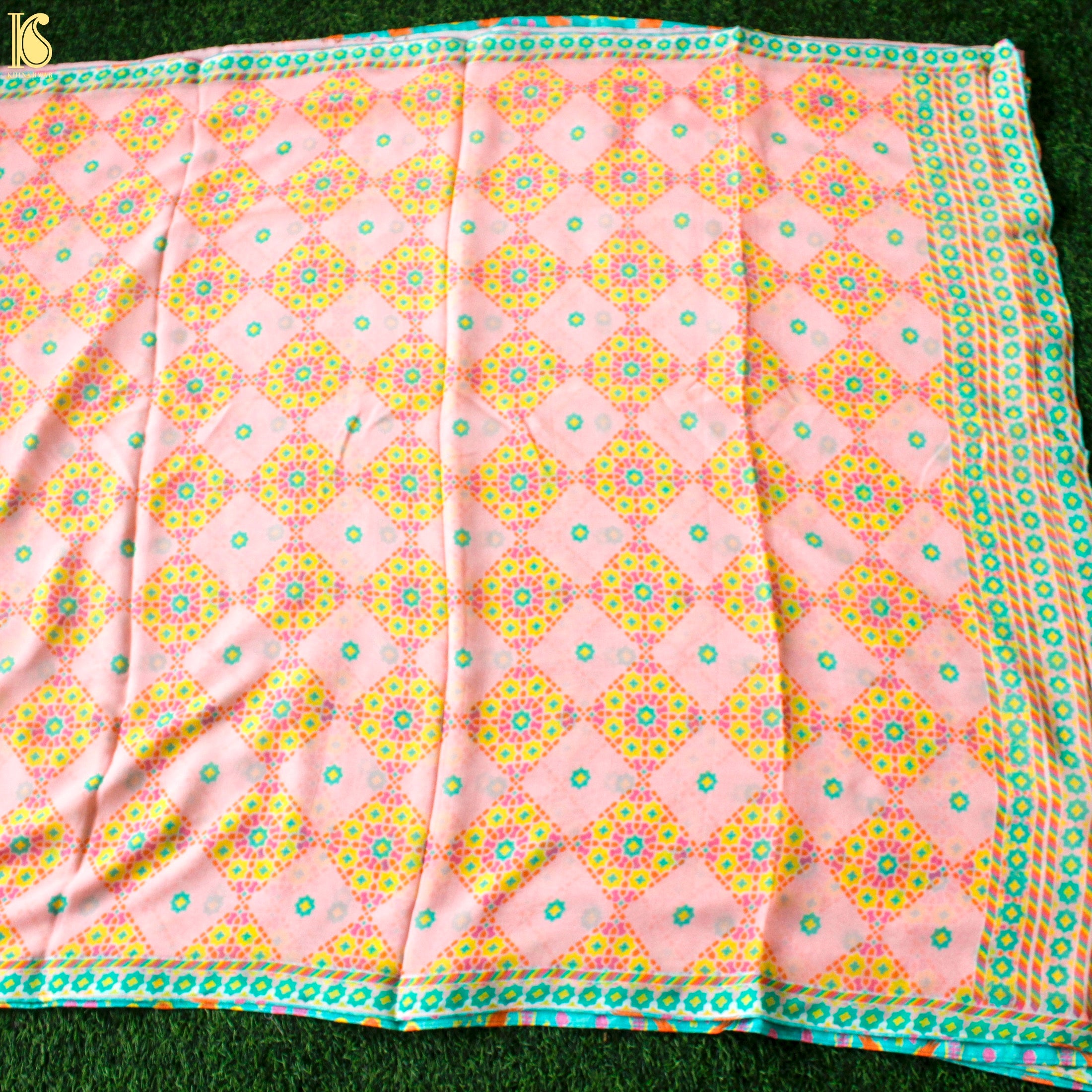 NİLÜFER - Pink Pure Georgette Silk Print Saree - Khinkhwab