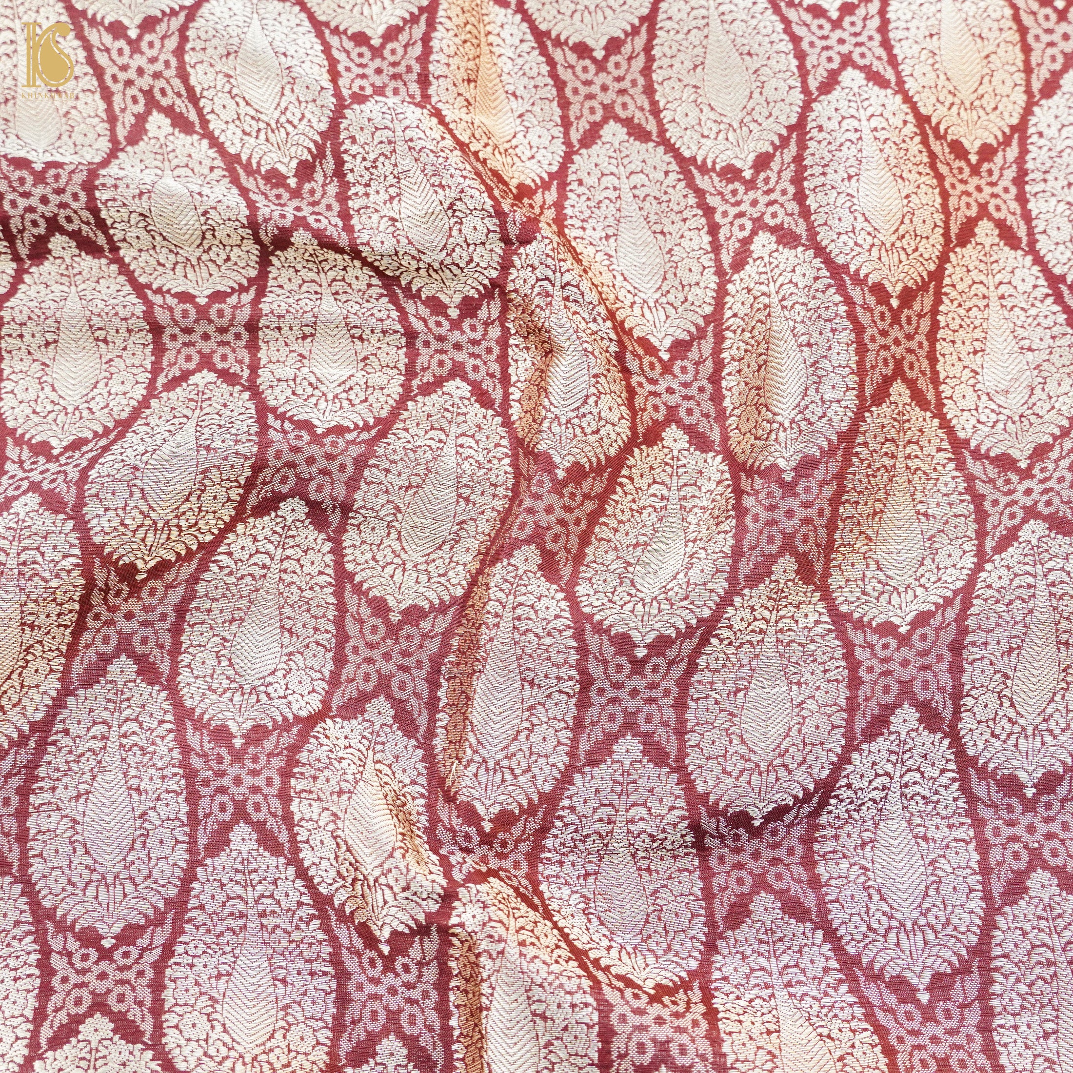 Handloom Night Shadz Red Pure Brocade Banarasi Fabric - Khinkhwab