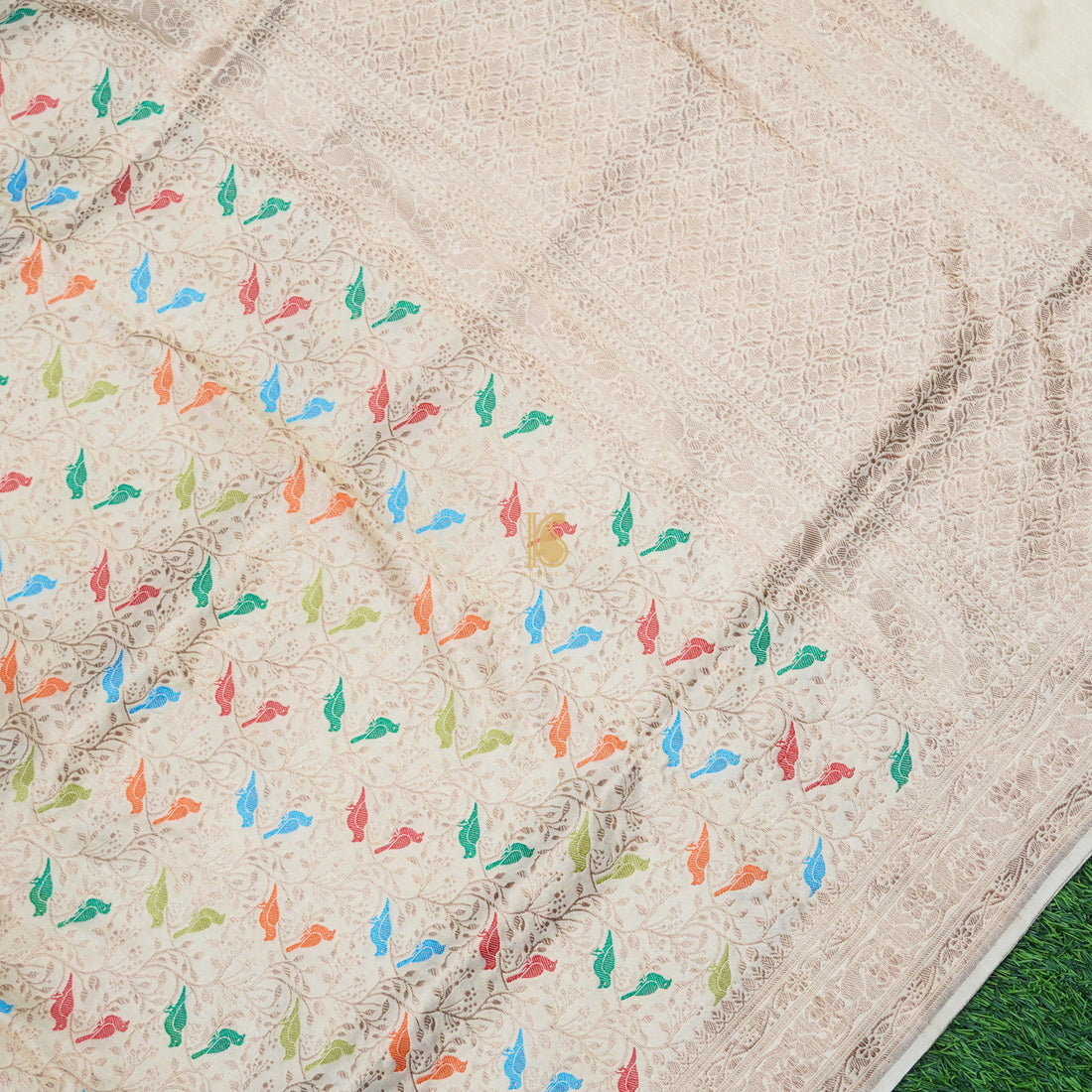 Stark White Pure Katan Silk Handwoven Banarasi Jaal Bird Dupatta - Khinkhwab