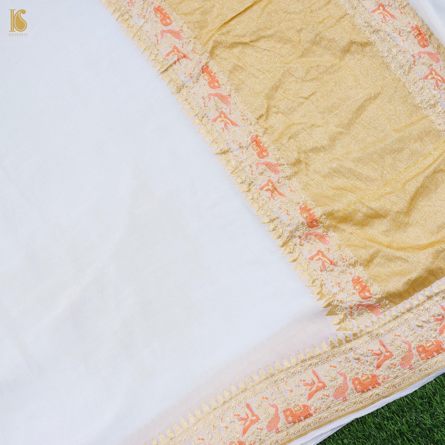 Birds of Paradise : White Pure Georgette Handloom Banarasi Saree - Khinkhwab
