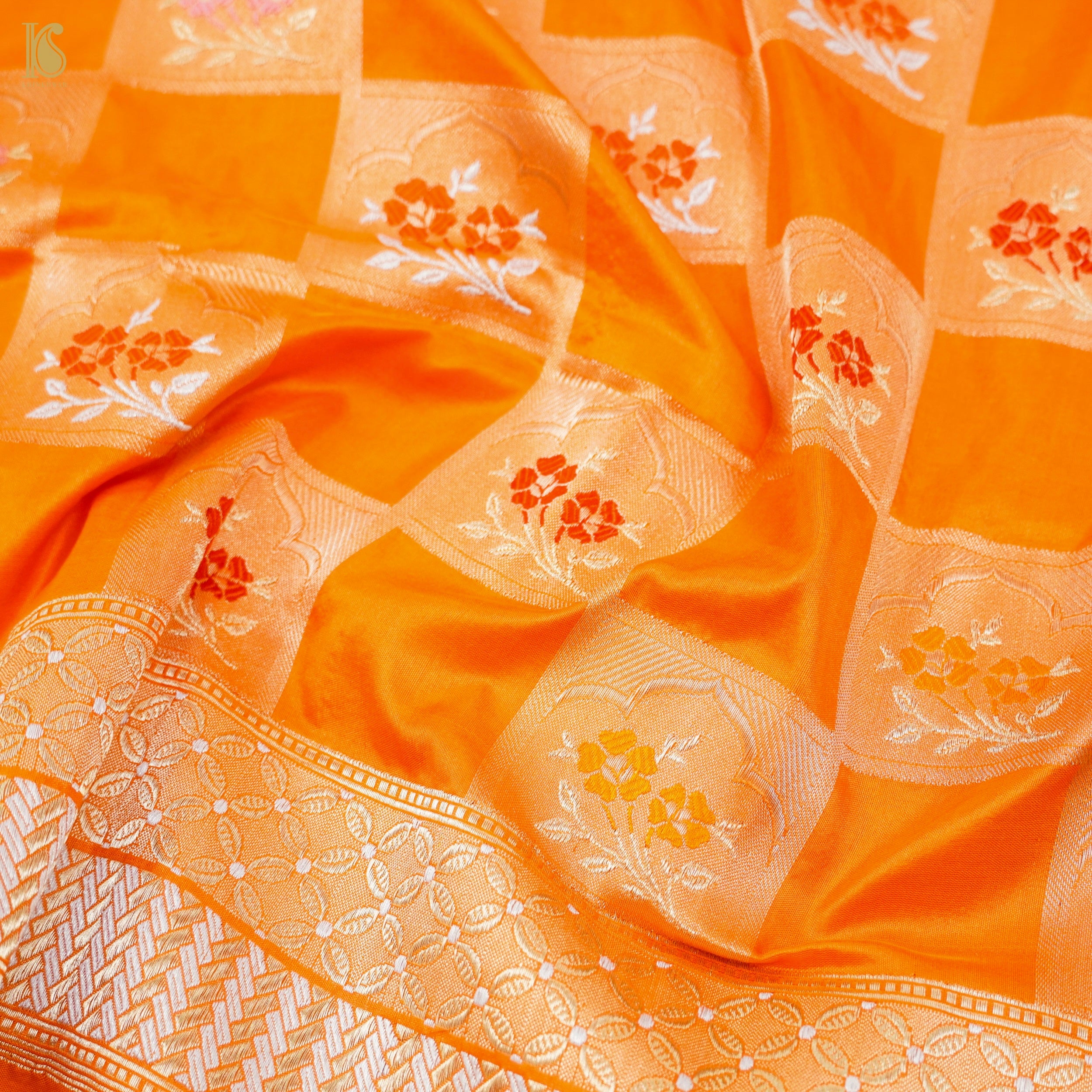 Pumpkin Orange Handloom Banarasi Pure Katan Silk Kadwa Saree - Khinkhwab