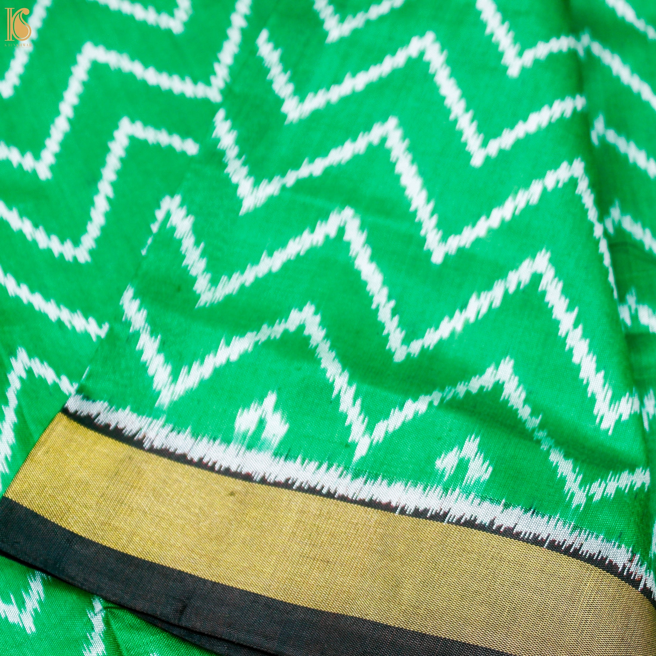 Green Pure Silk Handloom Single Ikkat Semi Patan Patola Saree - Khinkhwab