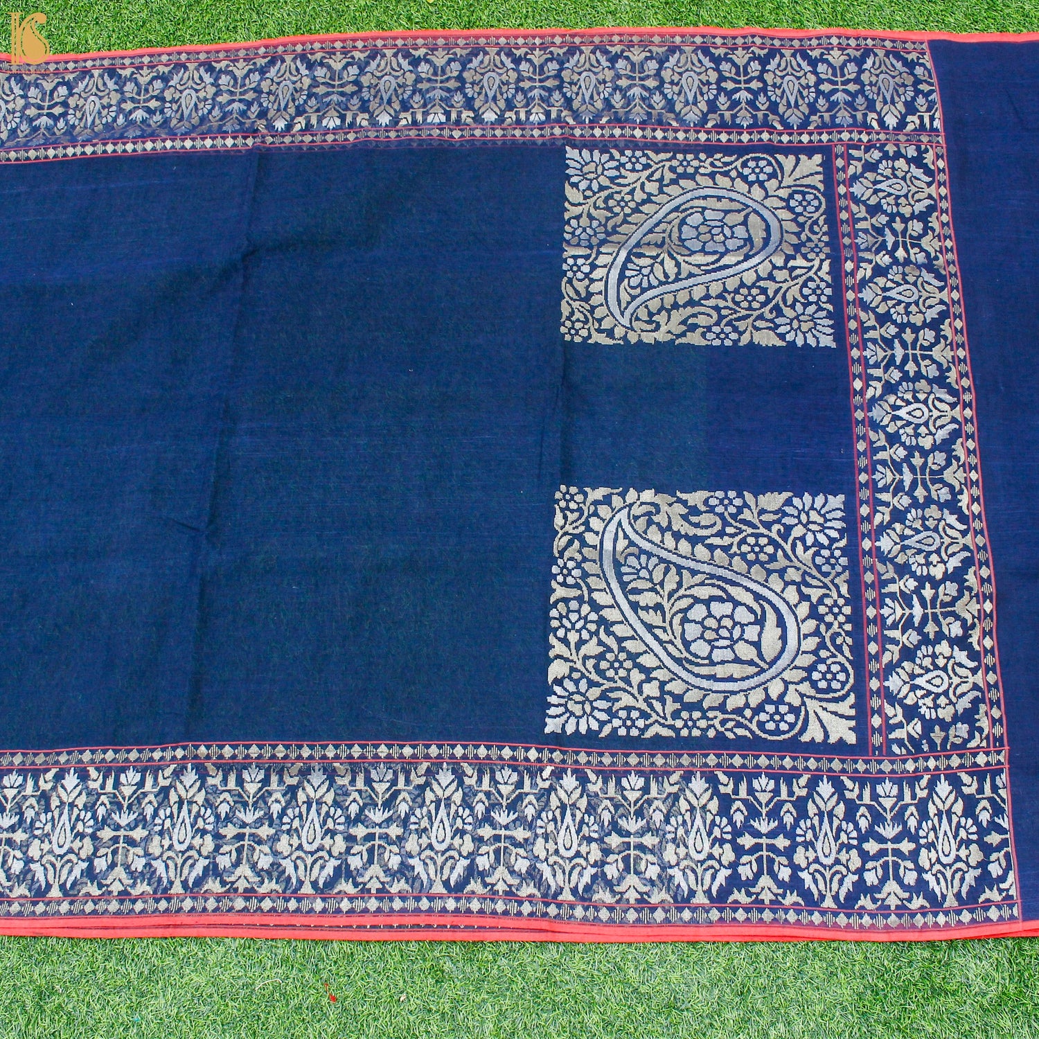 Nilambari Pure Cotton Real Silver Zari Handloom Banarasi Saree - Khinkhwab