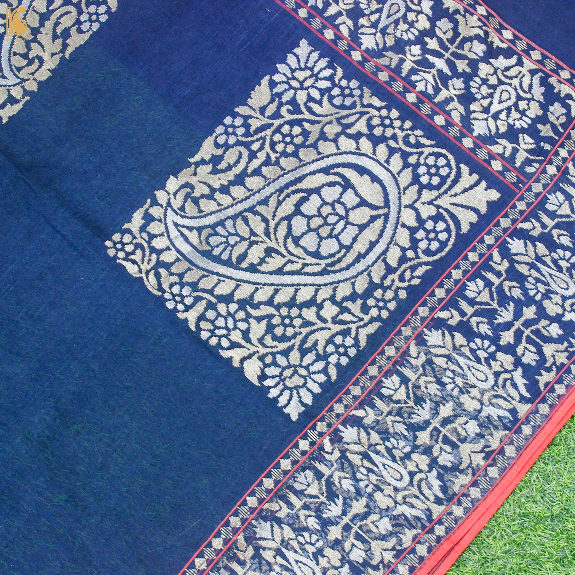 Nilambari Pure Cotton Real Silver Zari Handloom Banarasi Saree - Khinkhwab