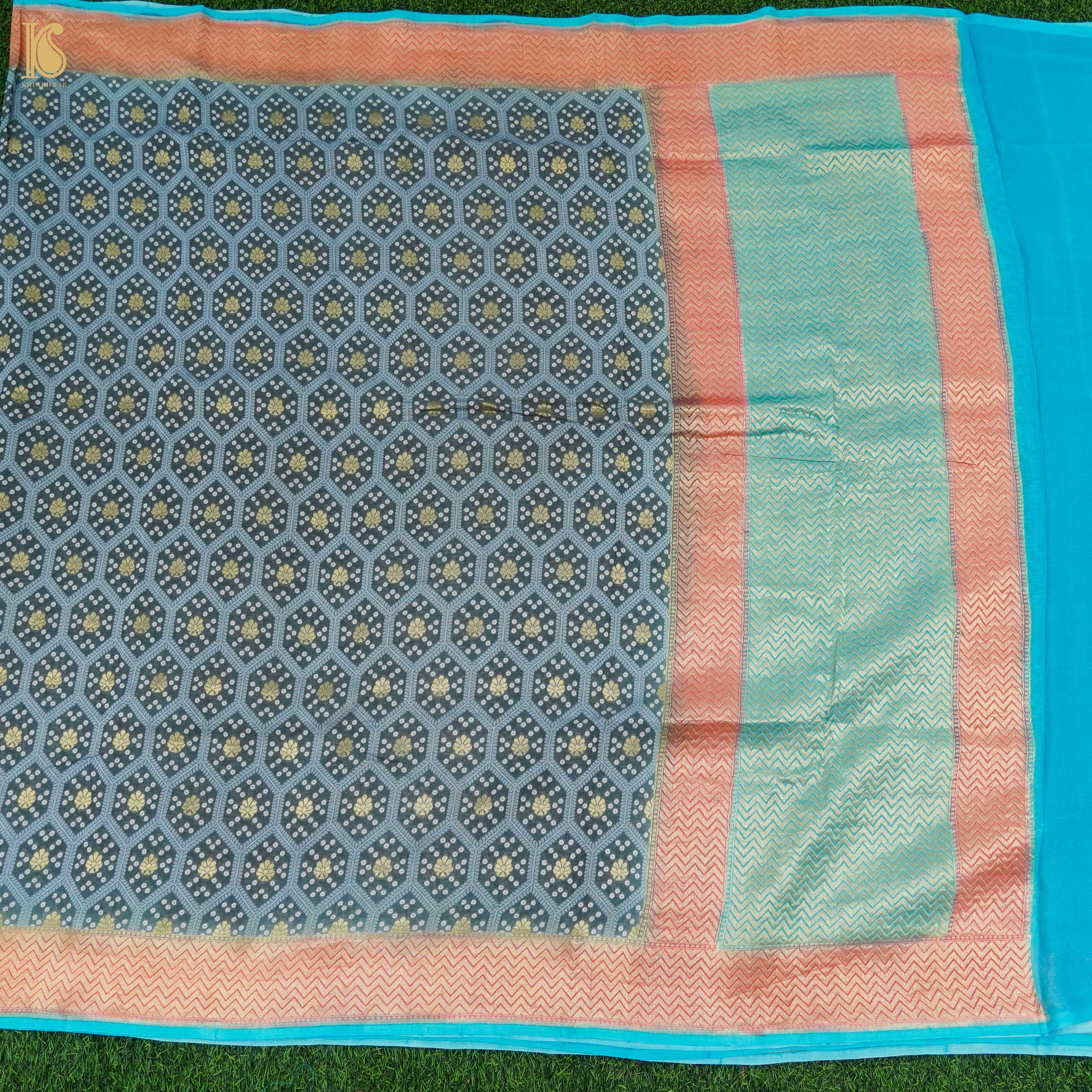 Casal Grey Pure Georgette Banarasi Honeycomb Saree - Khinkhwab