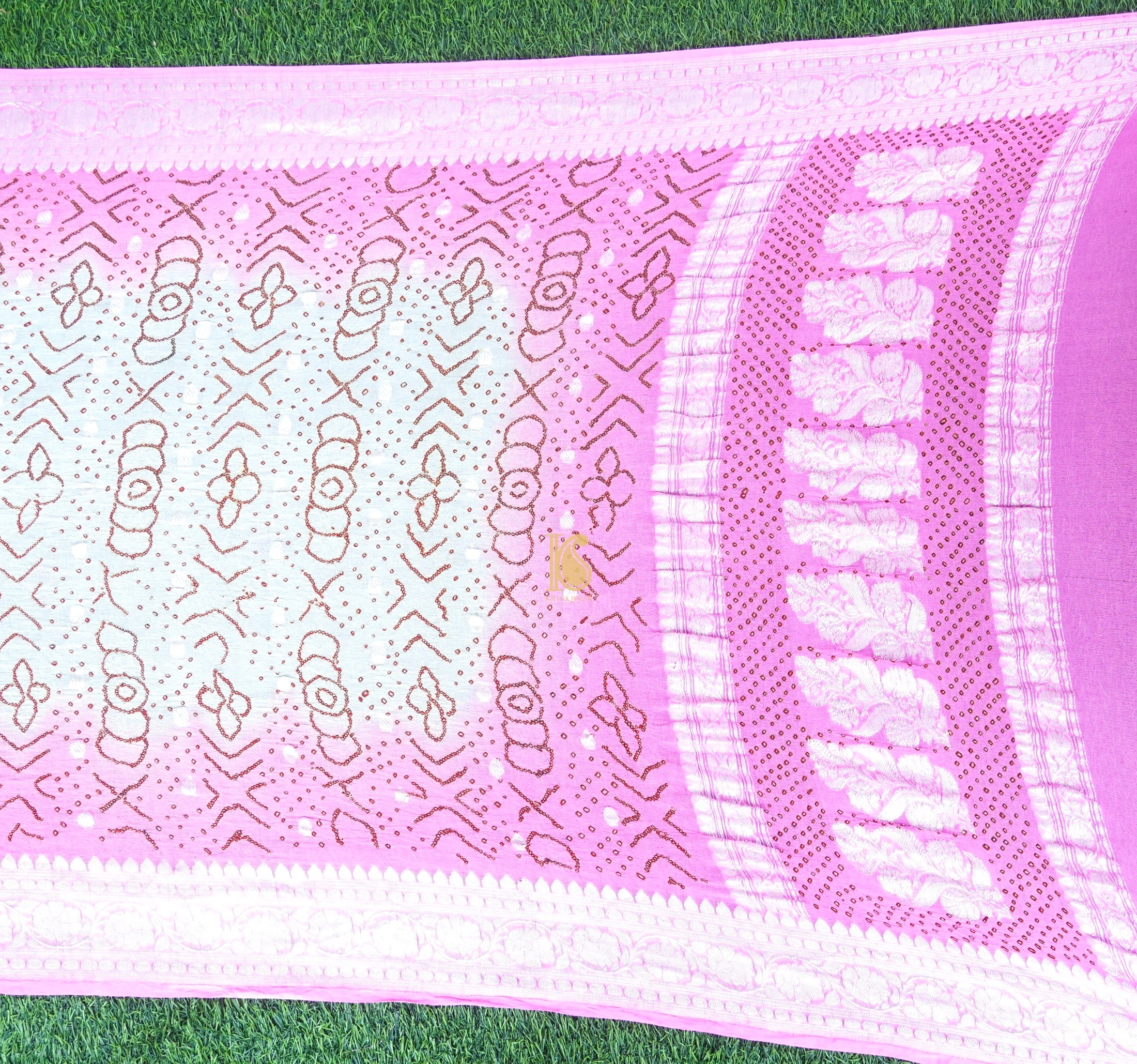 Pink & White Pure Georgette Handloom Banarasi Bandhani Saree - Khinkhwab