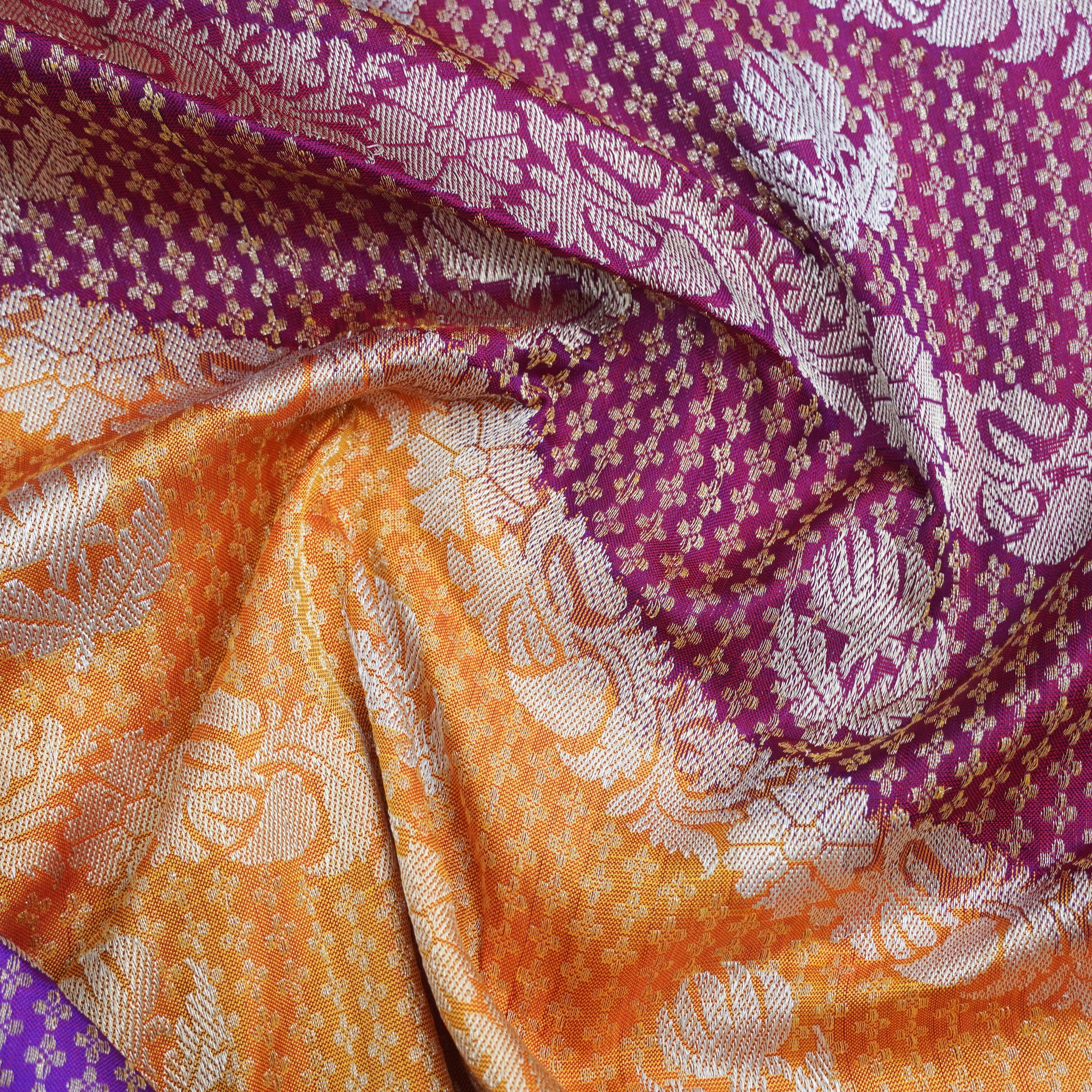 Handwoven Pure Katan Silk Banarasi Kadwa Rangkat Saree - Khinkhwab