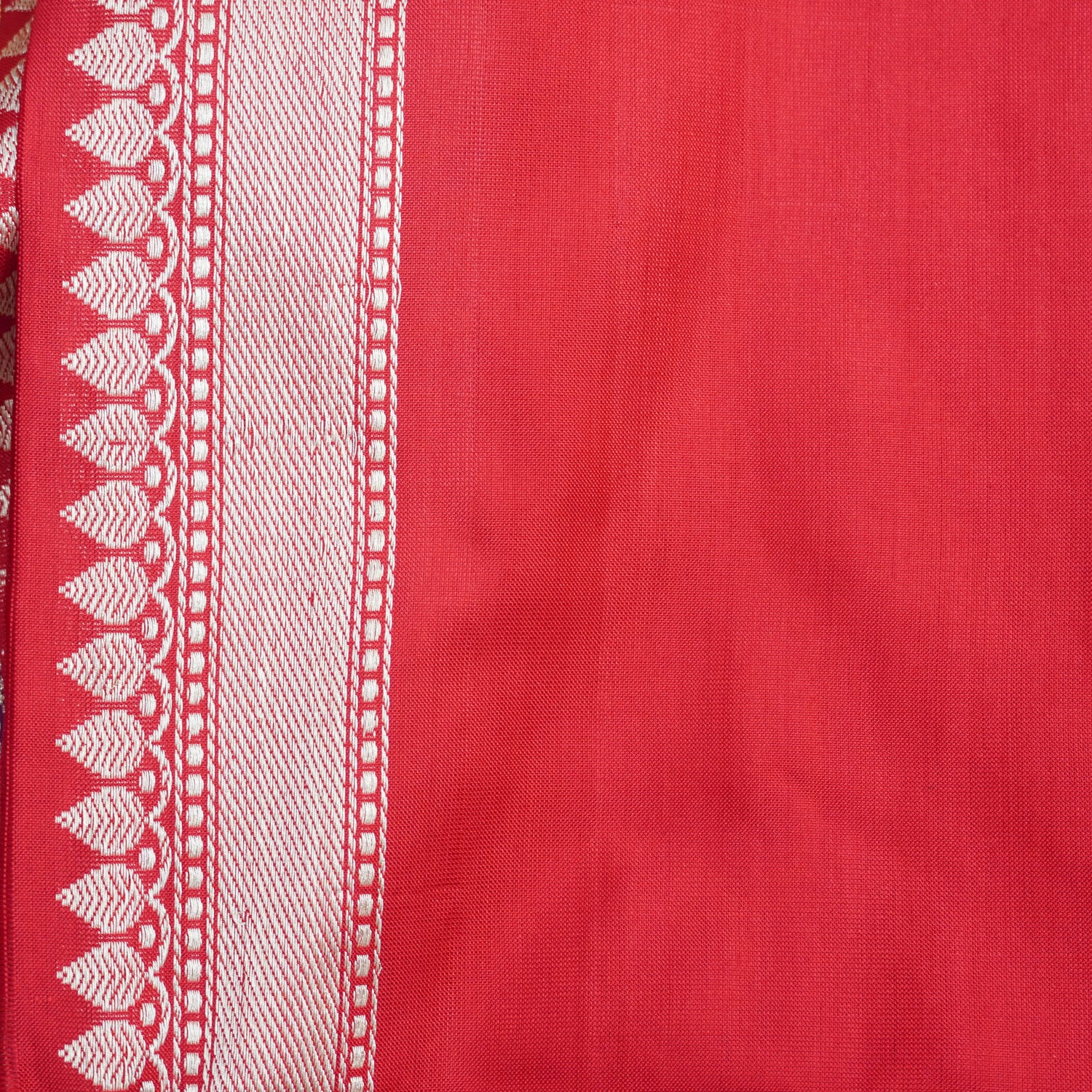 Handwoven Pure Katan Silk Banarasi Kadwa Rangkat Saree - Khinkhwab