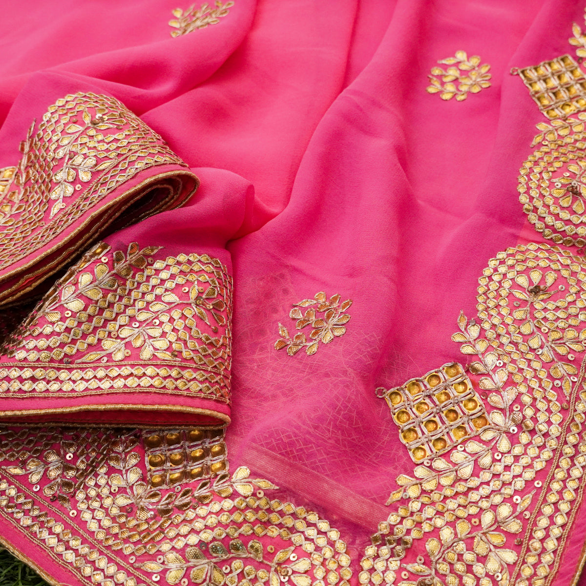Pale Violet Pure Georgette Gotta Patti Saree - Khinkhwab
