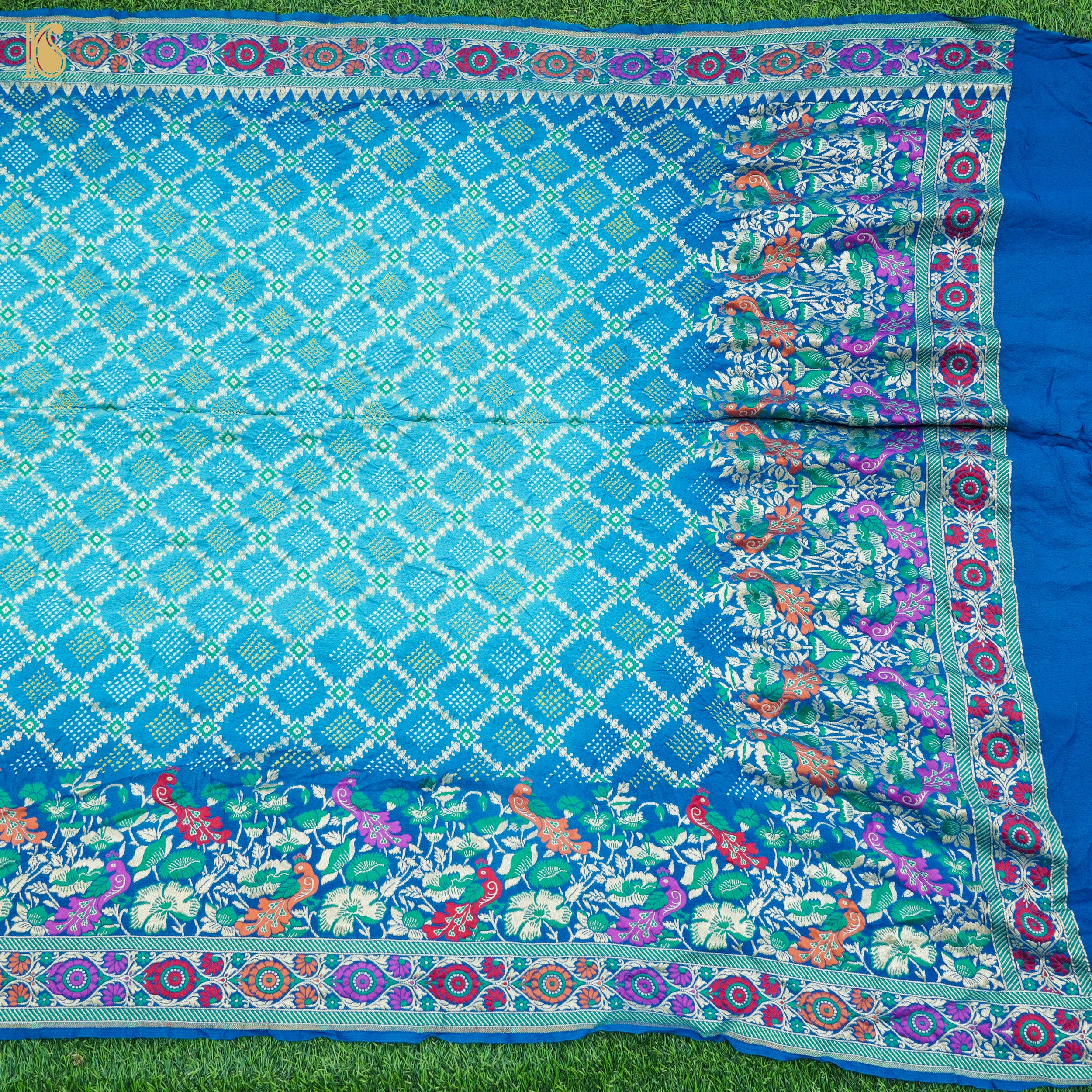 Banarasi Pure Georgette Shaded Blue Bandhani Saree - Khinkhwab