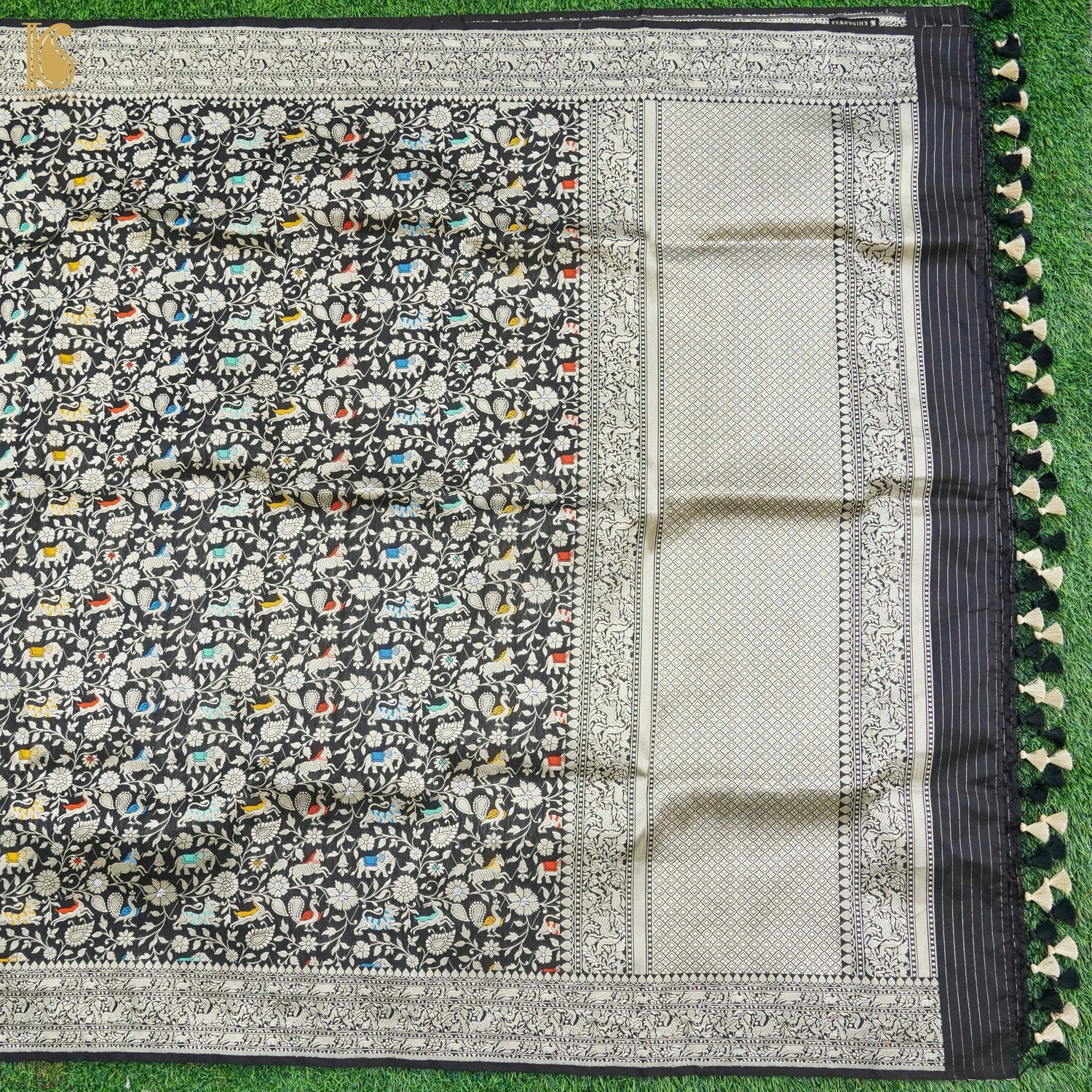 Preorder: Black Pure Katan Silk Handwoven Banarasi Shikargah Saree - Khinkhwab