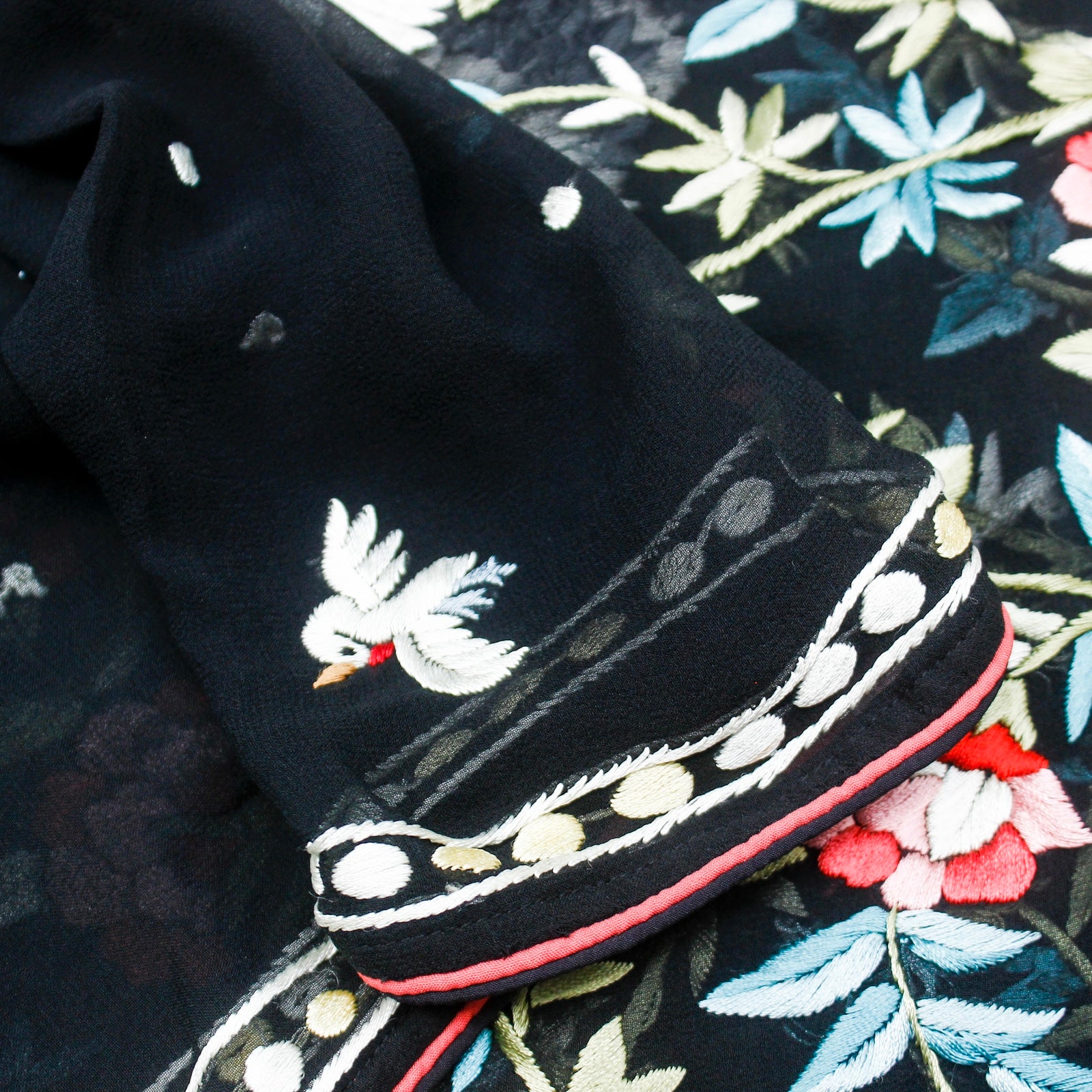 Black Handcrafted Parsi Gara Pure Georgette Swan Dupatta - Khinkhwab