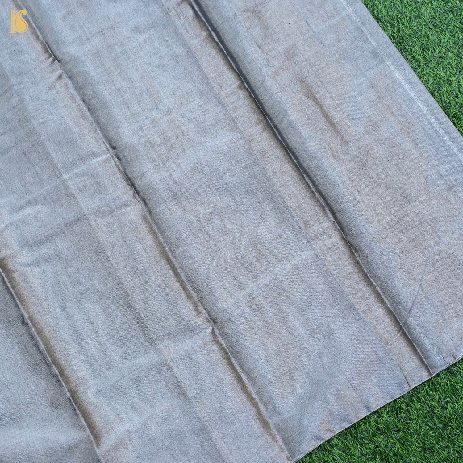 Silver Pure Plain Tissue Chanderi Silk Handwoven Saree - Khinkhwab