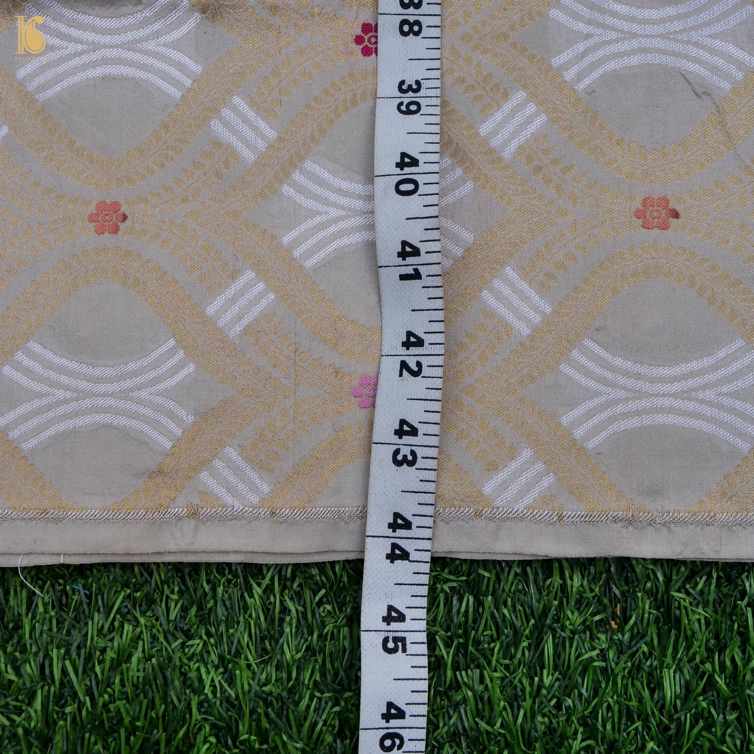 Handloom Beige Pure Brocade Banarasi Fabric - Khinkhwab
