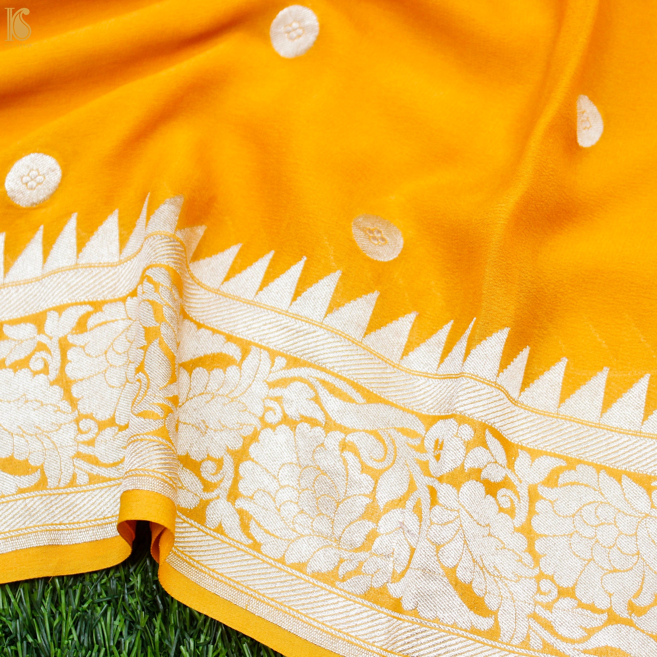 Orange Pure Georgette Handloom Banarasi Ashrafi Boota Saree - Khinkhwab