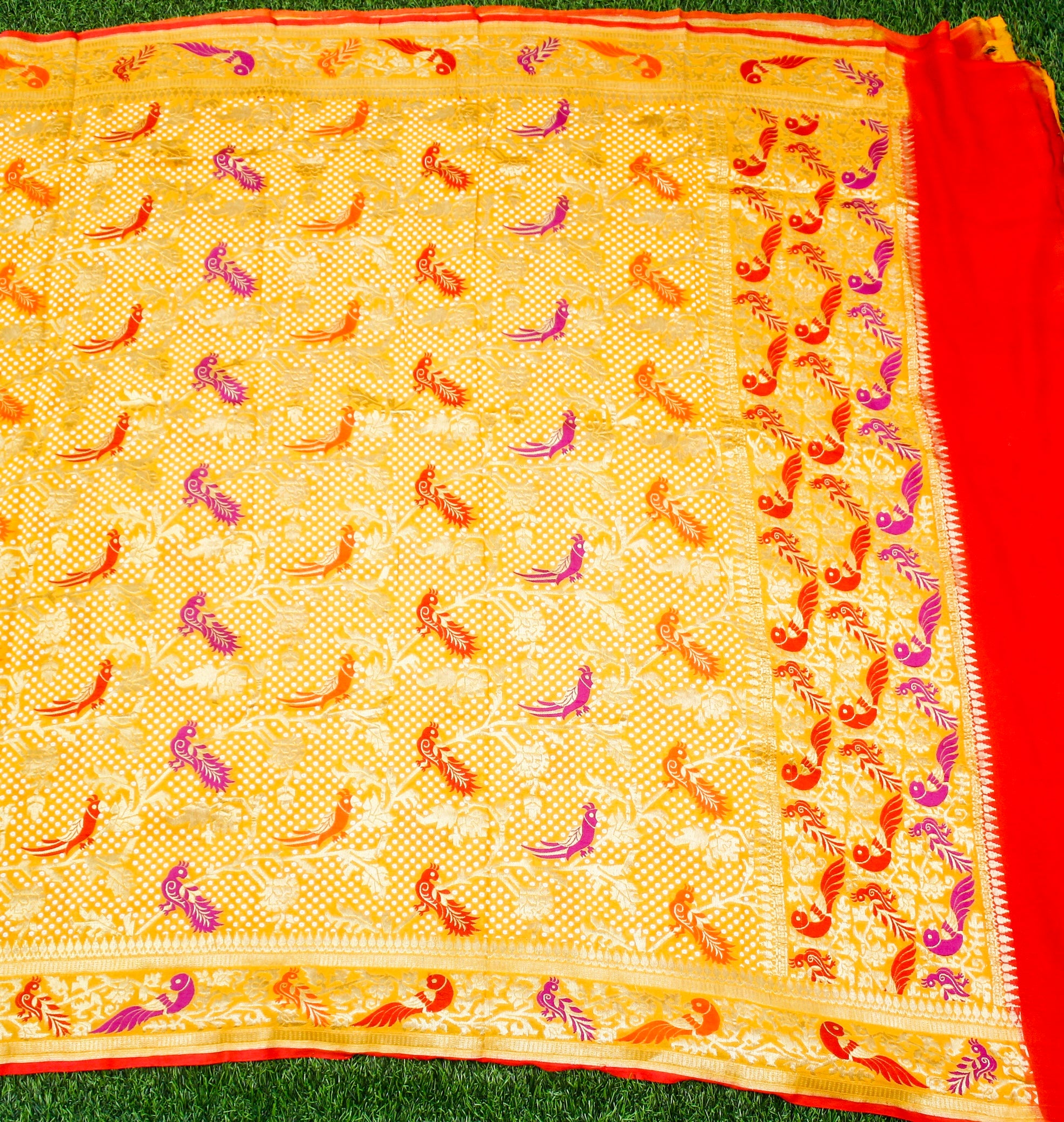 Sunglow Yellow Pure Georgette Shikargah Handloom Banarasi Dupatta - Khinkhwab