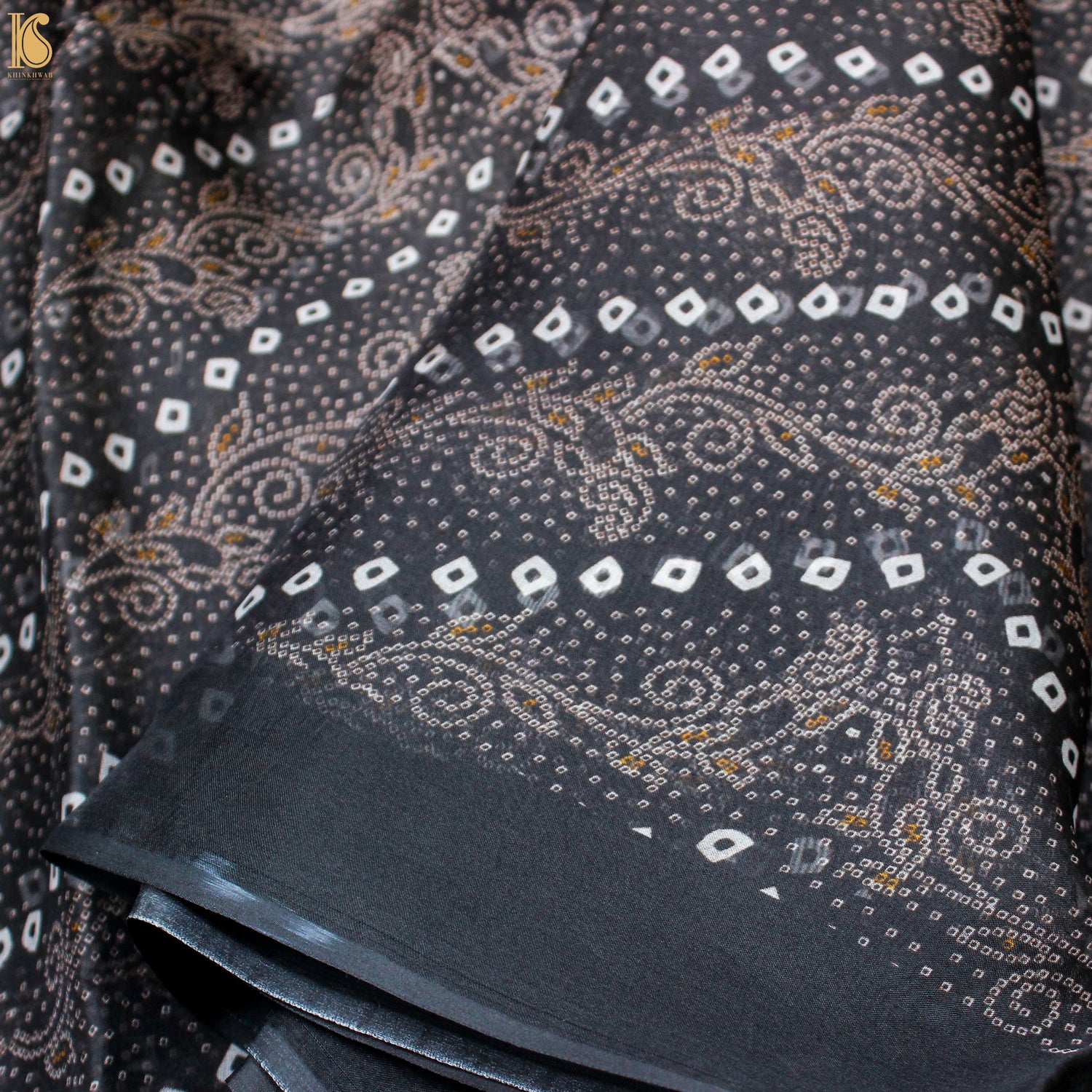Black Pure Organza Print Saree - Khinkhwab