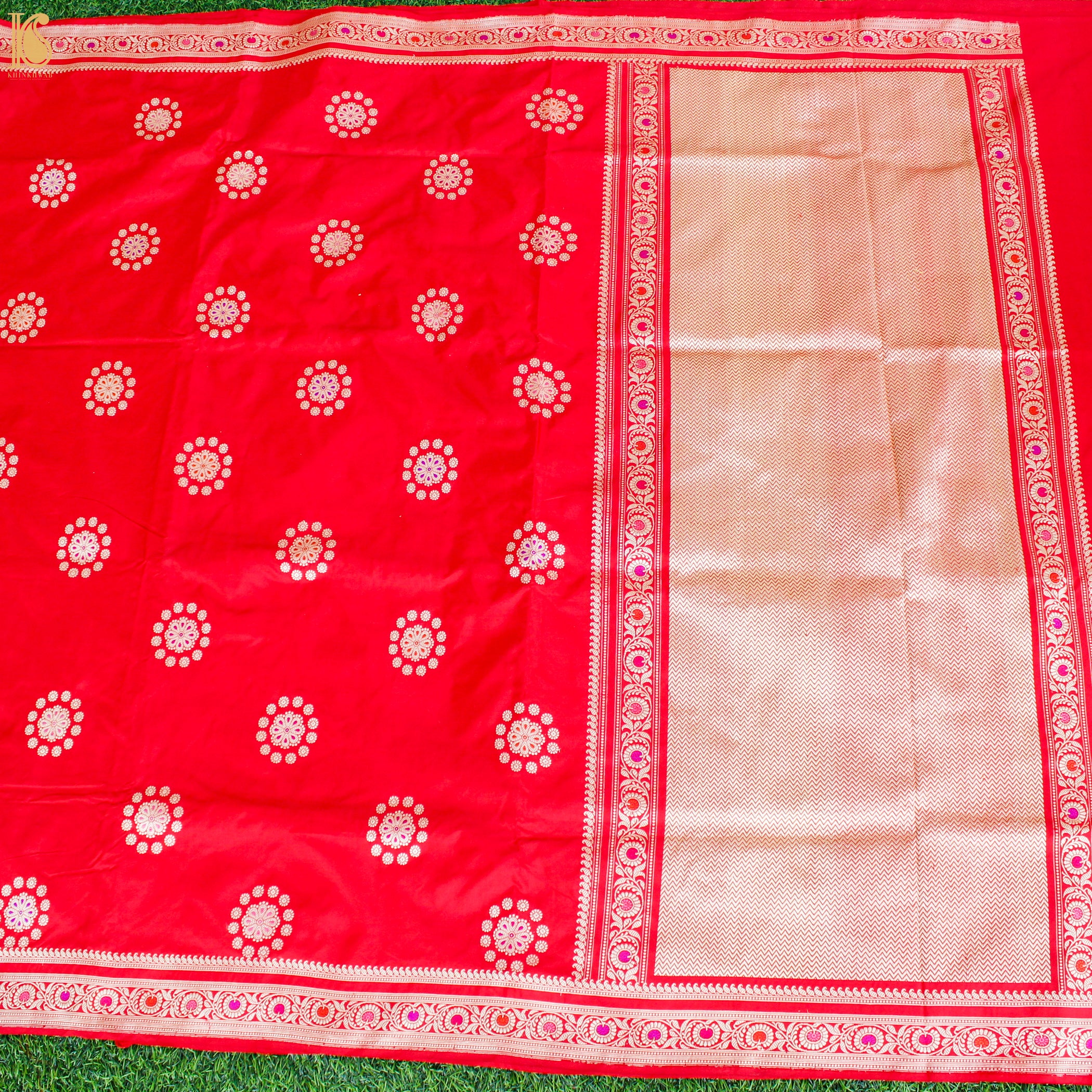 Handwoven Alizarin Red Pure Mashru Silk Kadwa Banarasi Saree - Khinkhwab