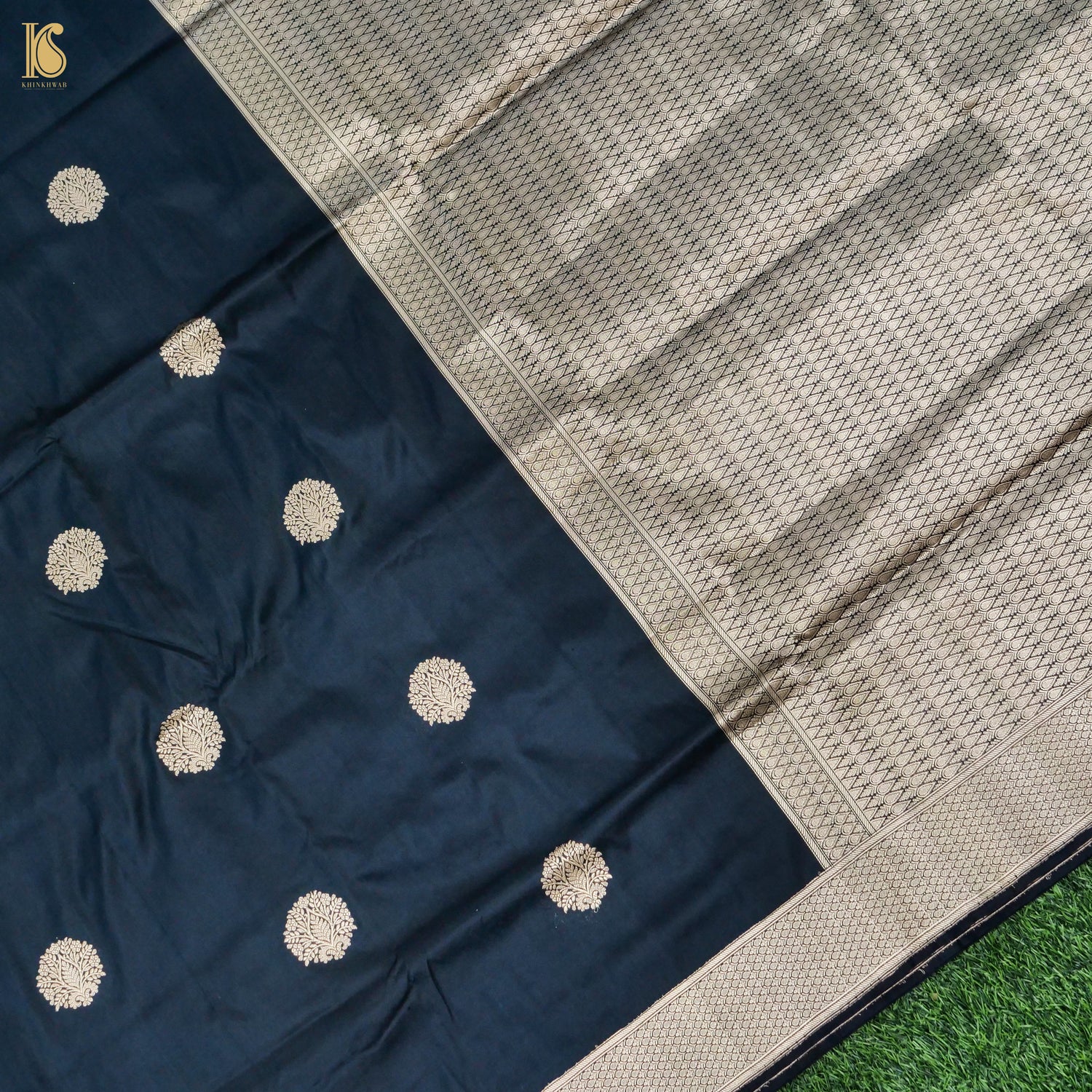 Black Pure Katan Silk Handwoven Banarasi Kadwa Saree - Khinkhwab