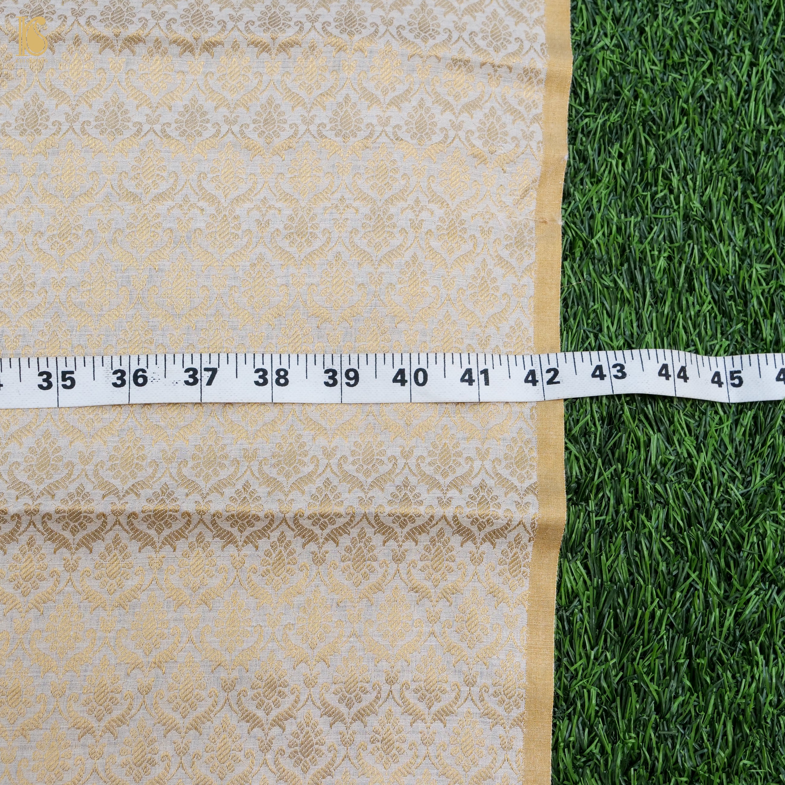 Beige Pure Moonga Silk Handloom Banarasi Dyeable Fabric - Khinkhwab