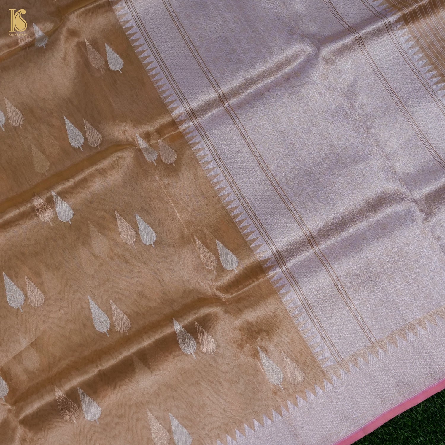 Rekha - Pure Tissue Silk Handwoven Banarasi Orange Kadwa Saree - Khinkhwab