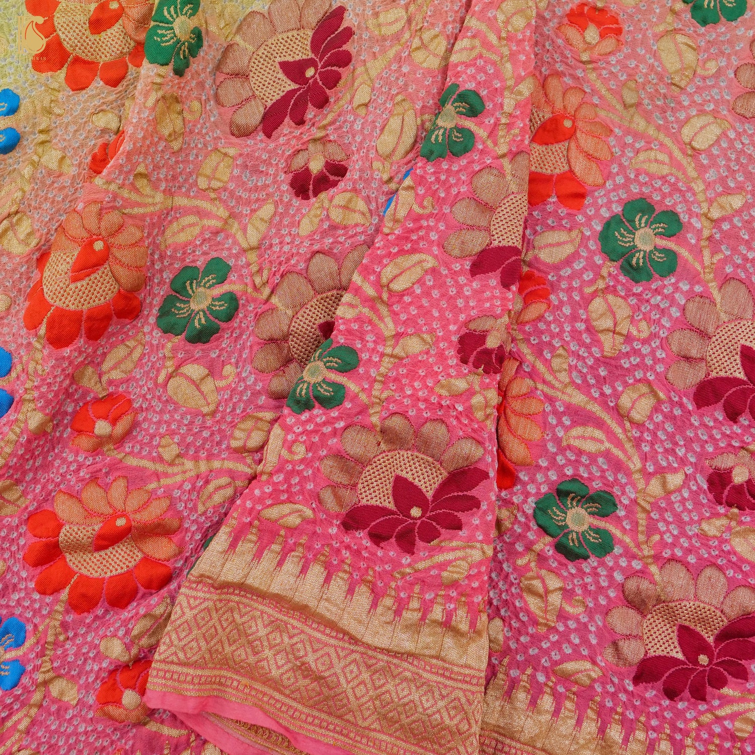 Shaded Pure Georgette Handloom Banarasi Bandhani Meenakari Saree - Khinkhwab