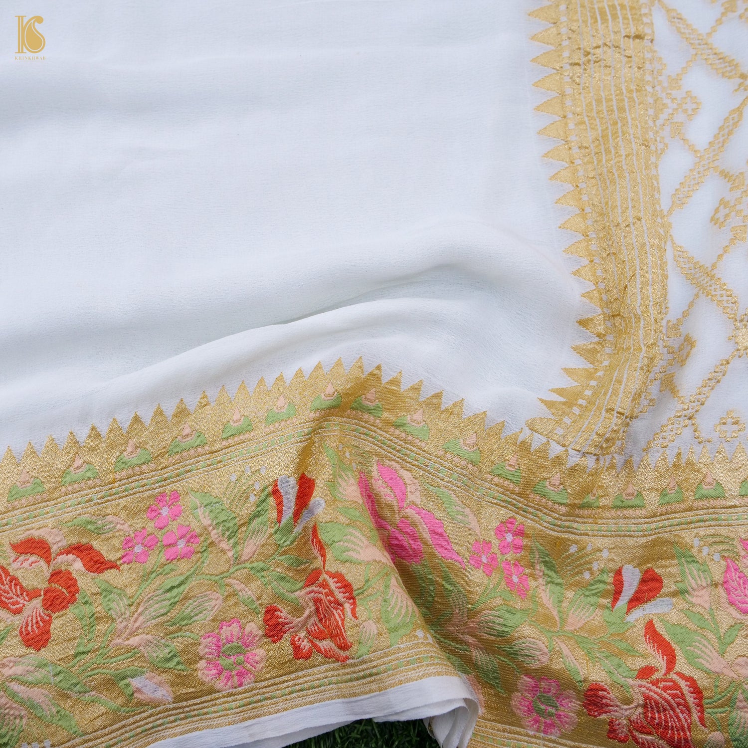 White Pure Georgette Handloom Banarasi Rose Border Saree - Khinkhwab