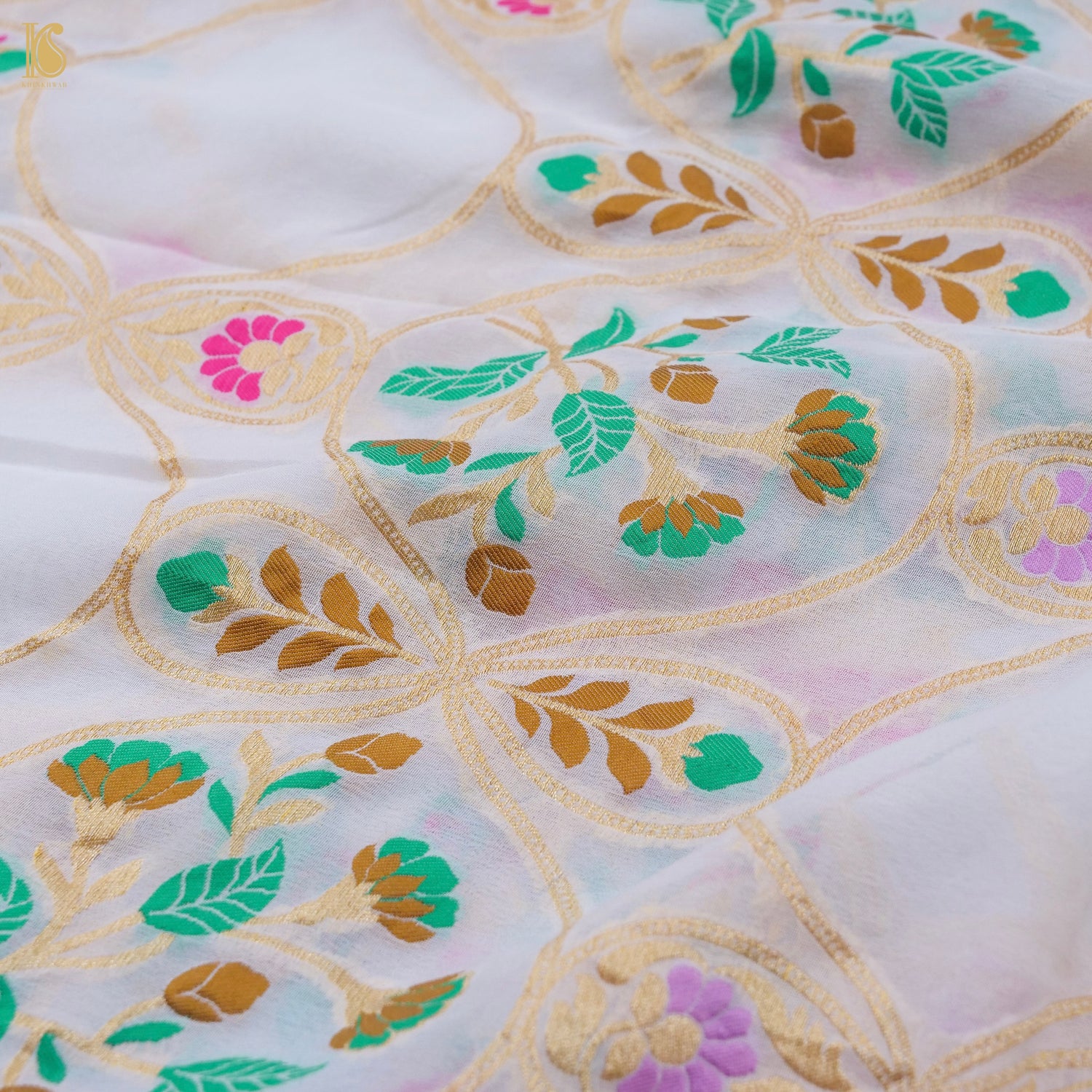 White Pure Georgette Handloom Banarasi Honeycomb Flower Saree - Khinkhwab