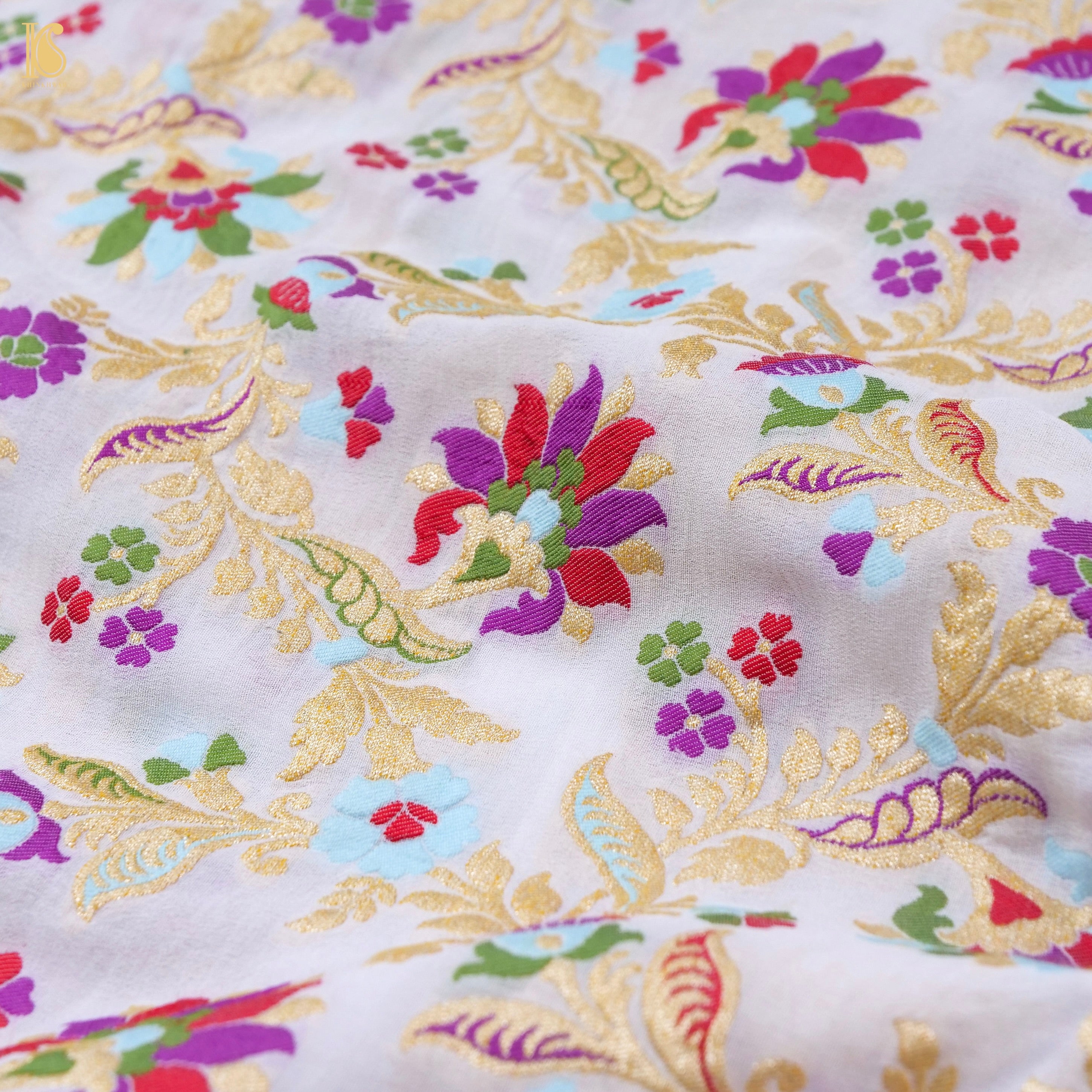 White Pure Georgette Handloom Banarasi Meenakari Flower Saree - Khinkhwab
